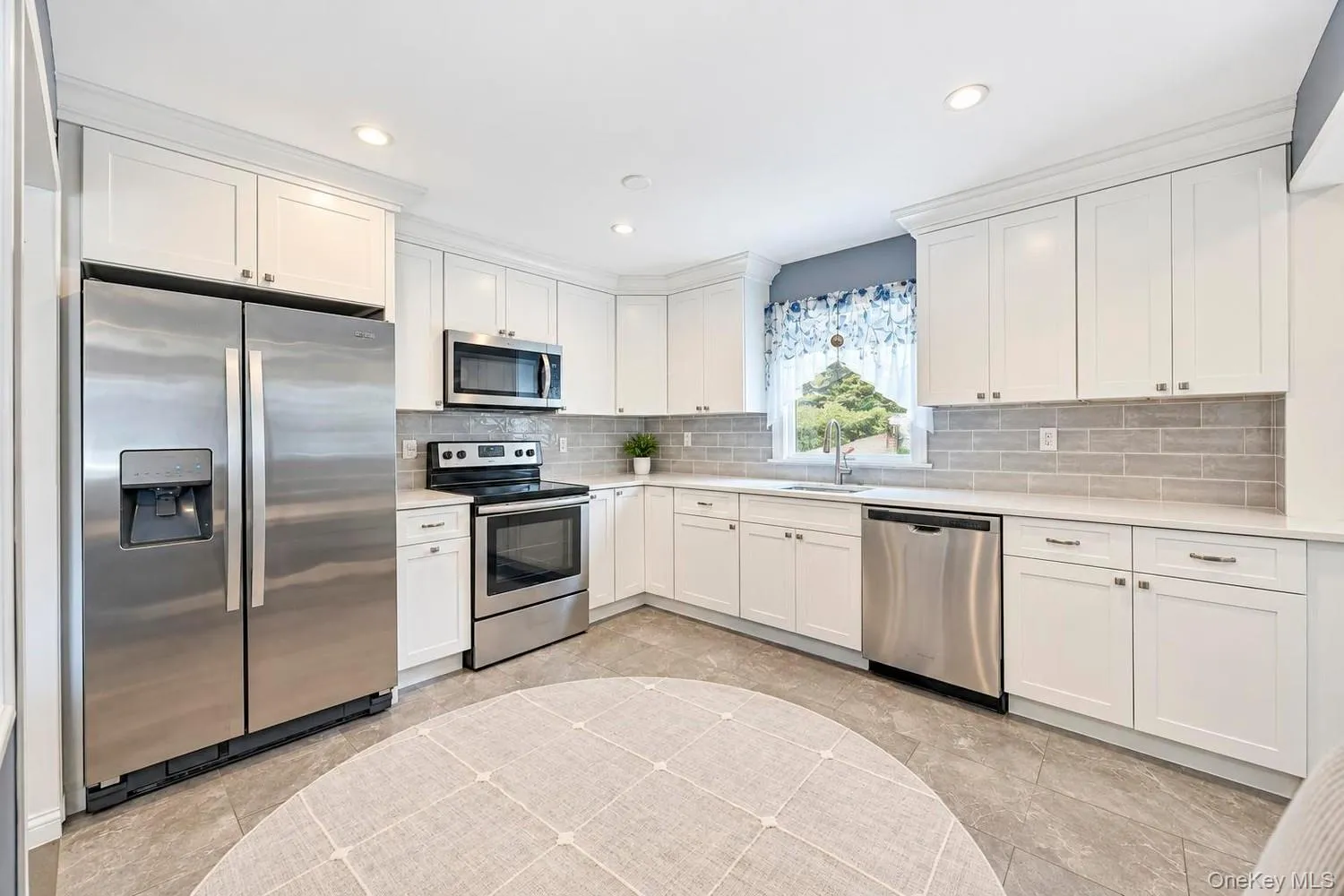 175 Stuyvesant Road, Islip, NY, 6 Bedrooms Bedrooms, 9 Rooms Rooms,3 BathroomsBathrooms,Residential,For Rent,Stuyvesant,0,1053595 175 Stuyvesant Road, Islip, NY, 6 Bedrooms Bedrooms, 9 Rooms Rooms,3 BathroomsBathrooms,Residential,For Rent,Stuyvesant,0,1053595