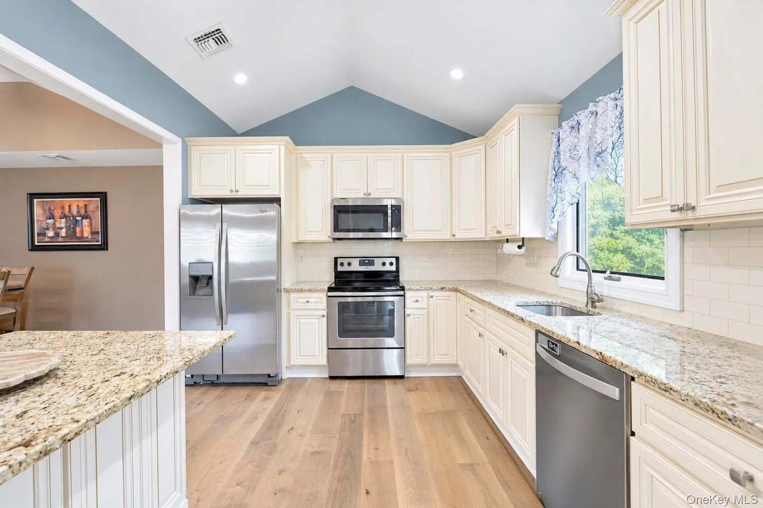 175 Stuyvesant Road, Islip, NY, 6 Bedrooms Bedrooms, 9 Rooms Rooms,3 BathroomsBathrooms,Residential,For Rent,Stuyvesant,0,1053595 175 Stuyvesant Road, Islip, NY, 6 Bedrooms Bedrooms, 9 Rooms Rooms,3 BathroomsBathrooms,Residential,For Rent,Stuyvesant,0,1053595