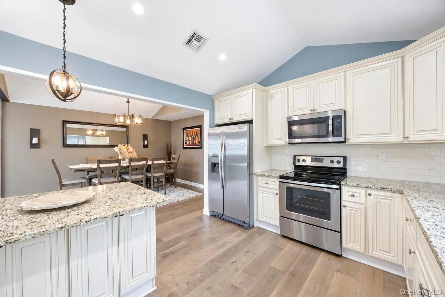 175 Stuyvesant Road, Islip, NY, 6 Bedrooms Bedrooms, 9 Rooms Rooms,3 BathroomsBathrooms,Residential,For Rent,Stuyvesant,0,1053595 175 Stuyvesant Road, Islip, NY, 6 Bedrooms Bedrooms, 9 Rooms Rooms,3 BathroomsBathrooms,Residential,For Rent,Stuyvesant,0,1053595