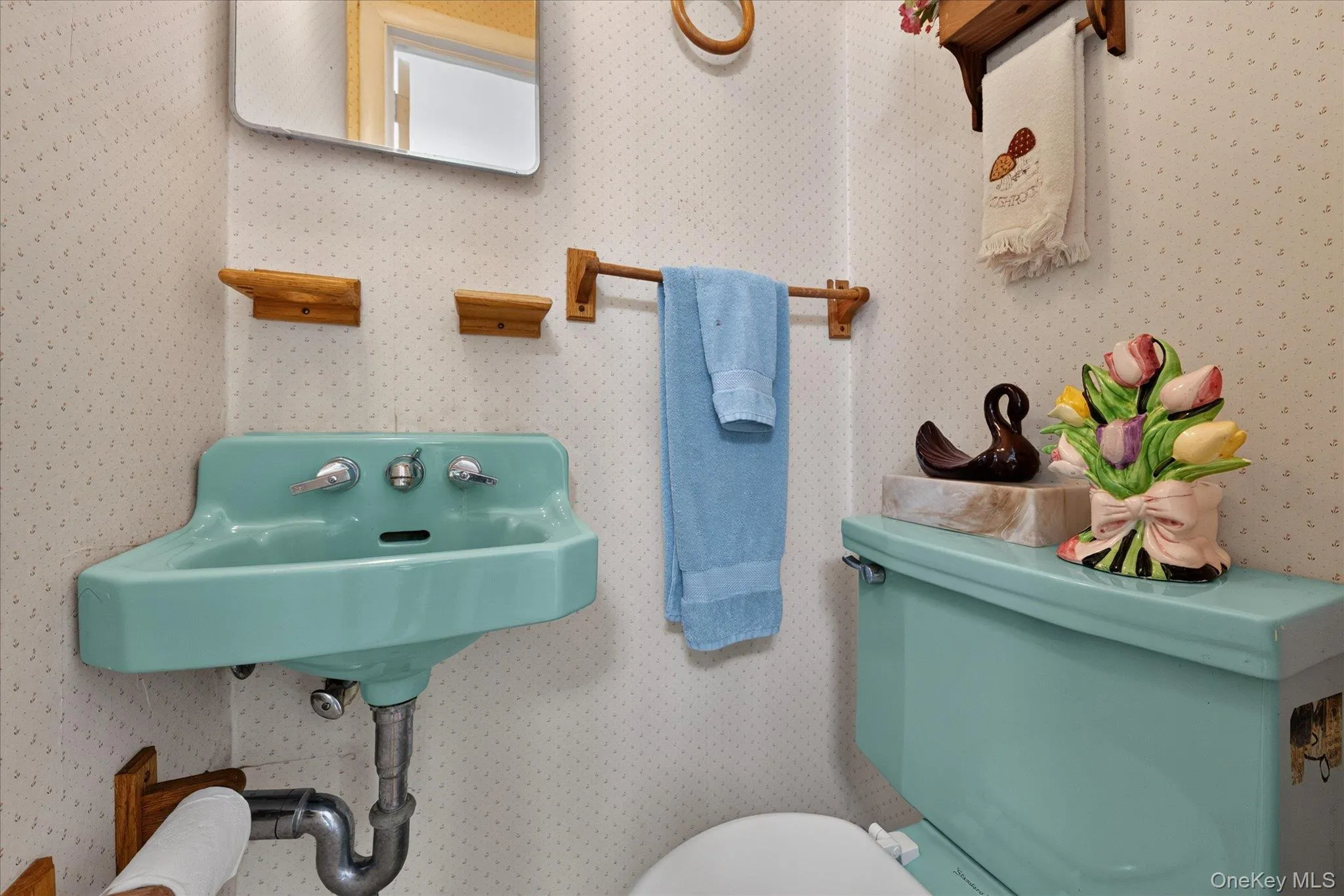 Half Bath in Bedroom Half Bath in Bedroom