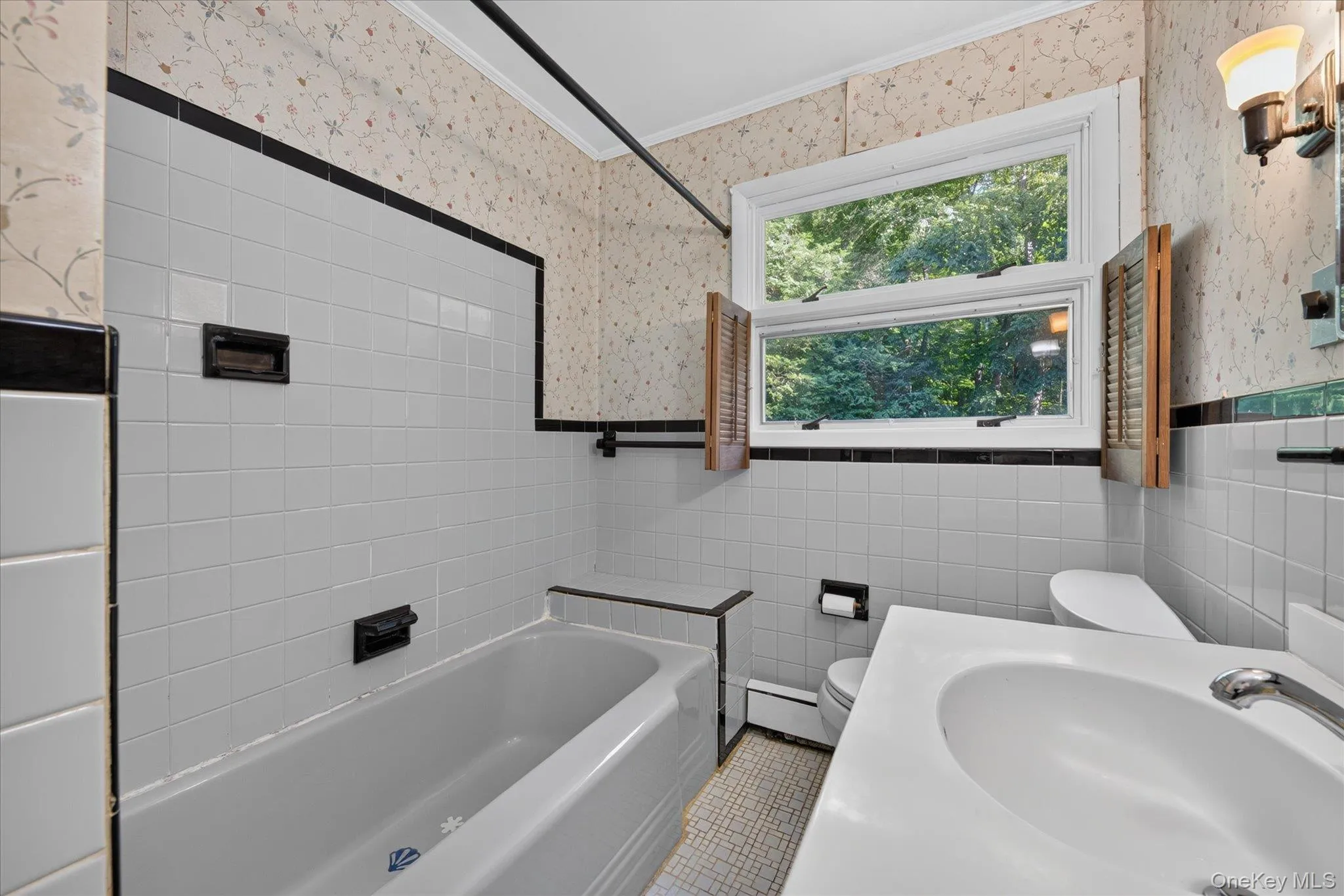 Full Hall Bathroom Full Hall Bathroom