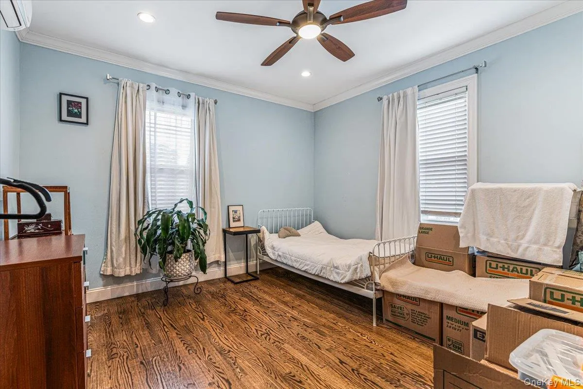 4302 170th Street, New York, NY, 3 Bedrooms Bedrooms, 8 Rooms Rooms,2 BathroomsBathrooms,Residential,For Rent,170th,0,1053602 4302 170th Street, New York, NY, 3 Bedrooms Bedrooms, 8 Rooms Rooms,2 BathroomsBathrooms,Residential,For Rent,170th,0,1053602