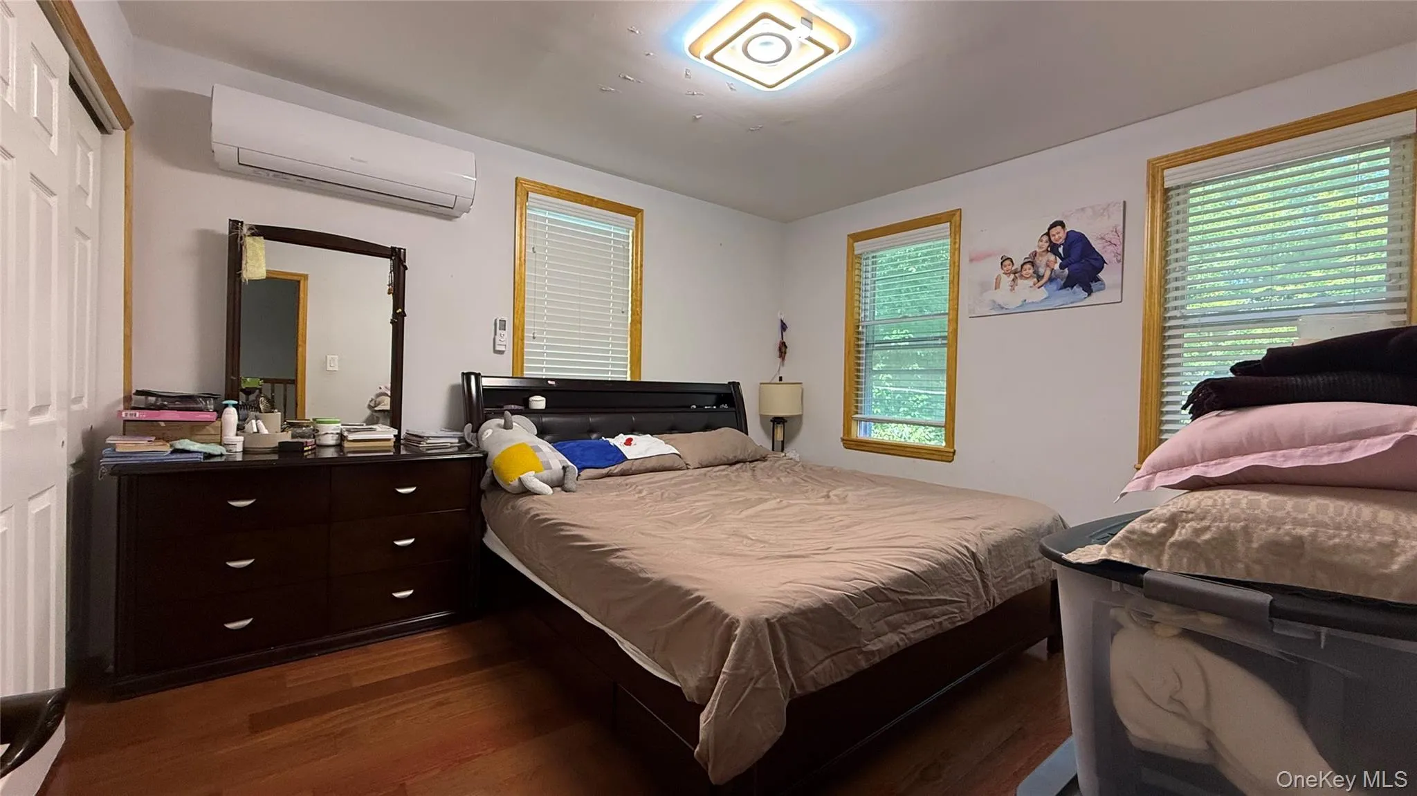 160-30 76th Road, New York, NY, 3 Bedrooms Bedrooms, 6 Rooms Rooms,1 BathroomBathrooms,Residential,For Rent,76th,0,1053604 160-30 76th Road, New York, NY, 3 Bedrooms Bedrooms, 6 Rooms Rooms,1 BathroomBathrooms,Residential,For Rent,76th,0,1053604
