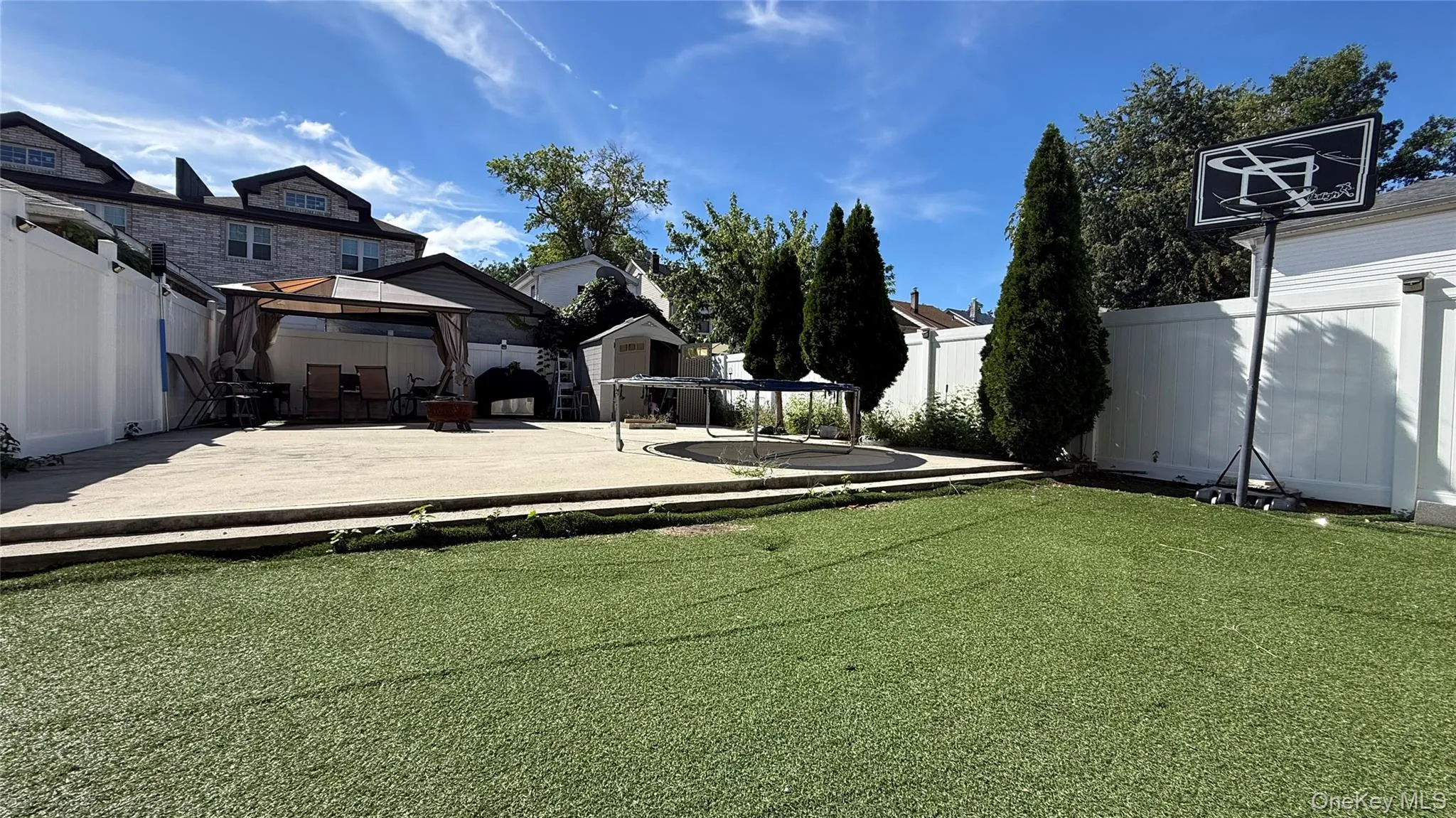 160-30 76th Road, New York, NY, 3 Bedrooms Bedrooms, 6 Rooms Rooms,1 BathroomBathrooms,Residential,For Rent,76th,0,1053604 160-30 76th Road, New York, NY, 3 Bedrooms Bedrooms, 6 Rooms Rooms,1 BathroomBathrooms,Residential,For Rent,76th,0,1053604