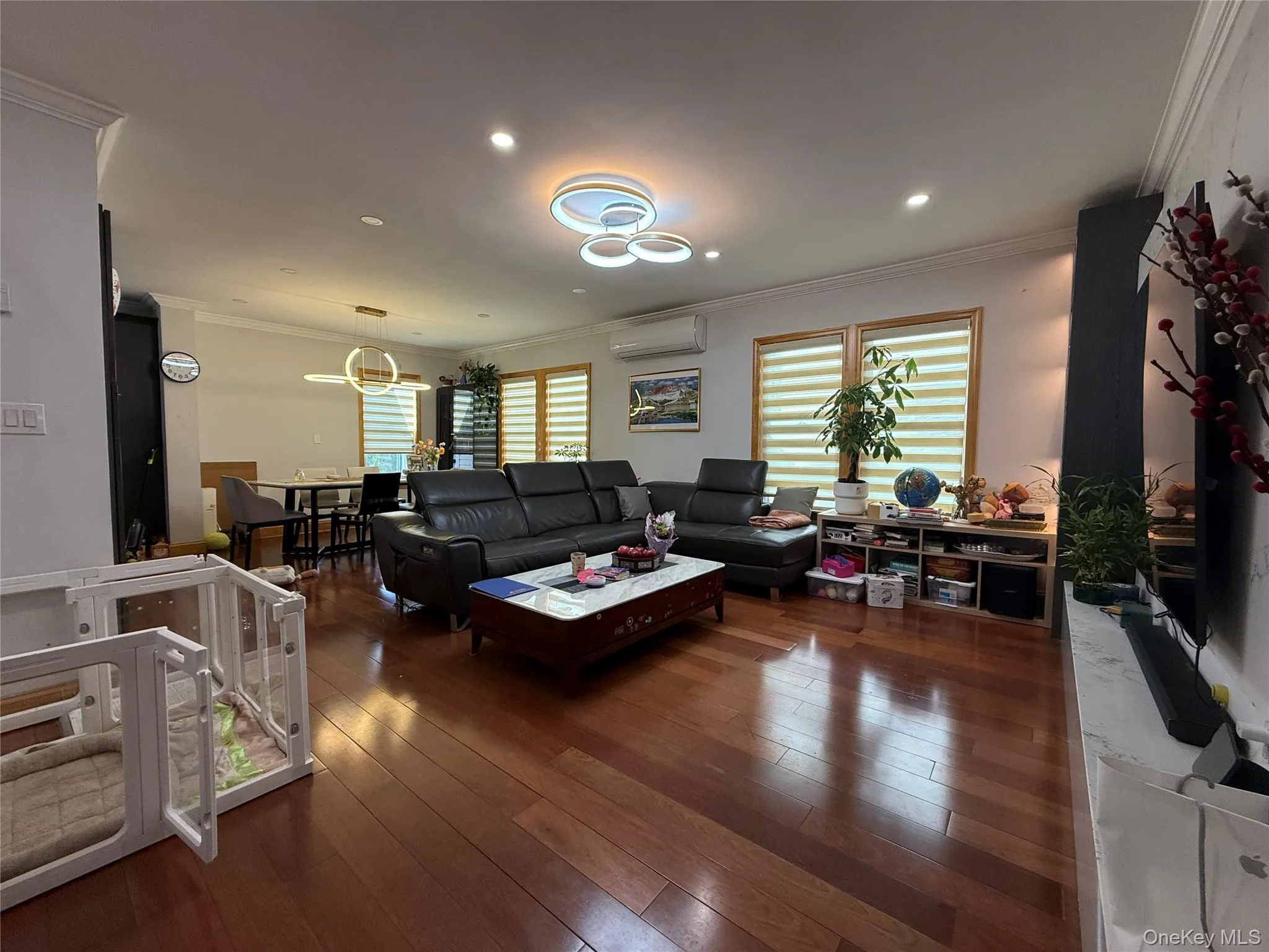 160-30 76th Road, New York, NY, 3 Bedrooms Bedrooms, 6 Rooms Rooms,1 BathroomBathrooms,Residential,For Rent,76th,0,1053604 160-30 76th Road, New York, NY, 3 Bedrooms Bedrooms, 6 Rooms Rooms,1 BathroomBathrooms,Residential,For Rent,76th,0,1053604