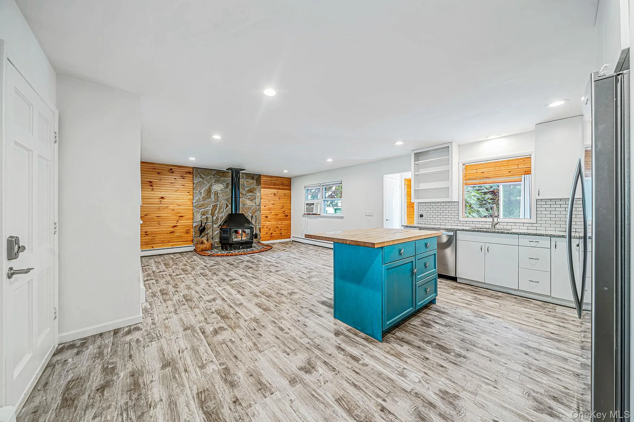 1435 Bray Avenue, Southold, NY, 3 Bedrooms Bedrooms, 7 Rooms Rooms,2 BathroomsBathrooms,Residential Lease,For Rent,Bray,0,1053608 1435 Bray Avenue, Southold, NY, 3 Bedrooms Bedrooms, 7 Rooms Rooms,2 BathroomsBathrooms,Residential Lease,For Rent,Bray,0,1053608
