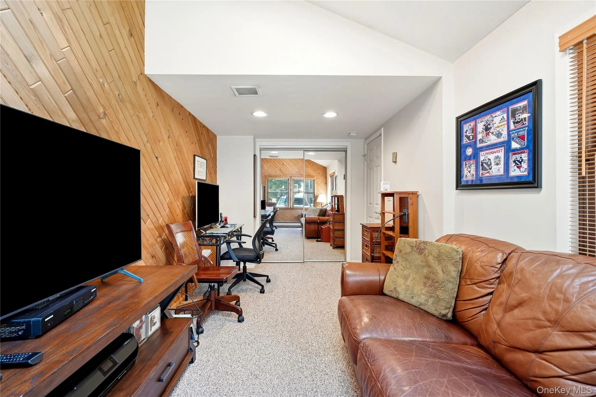 28 Hampton Court, Oyster Bay, NY, 4 Bedrooms Bedrooms, 8 Rooms Rooms,2 BathroomsBathrooms,Residential Lease,For Rent,Hampton,0,1053610 28 Hampton Court, Oyster Bay, NY, 4 Bedrooms Bedrooms, 8 Rooms Rooms,2 BathroomsBathrooms,Residential Lease,For Rent,Hampton,0,1053610