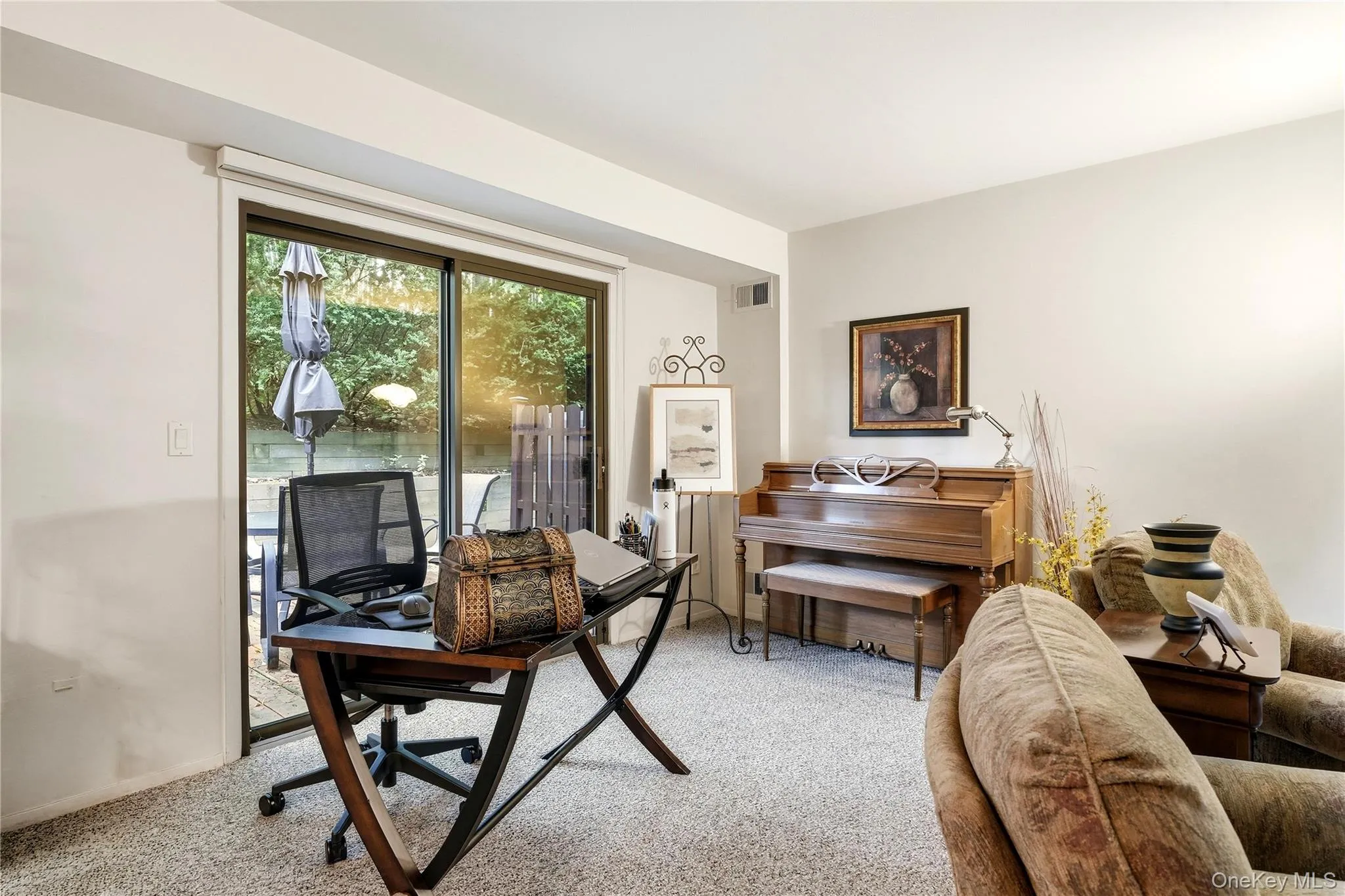 28 Hampton Court, Oyster Bay, NY, 4 Bedrooms Bedrooms, 8 Rooms Rooms,2 BathroomsBathrooms,Residential Lease,For Rent,Hampton,0,1053610 28 Hampton Court, Oyster Bay, NY, 4 Bedrooms Bedrooms, 8 Rooms Rooms,2 BathroomsBathrooms,Residential Lease,For Rent,Hampton,0,1053610
