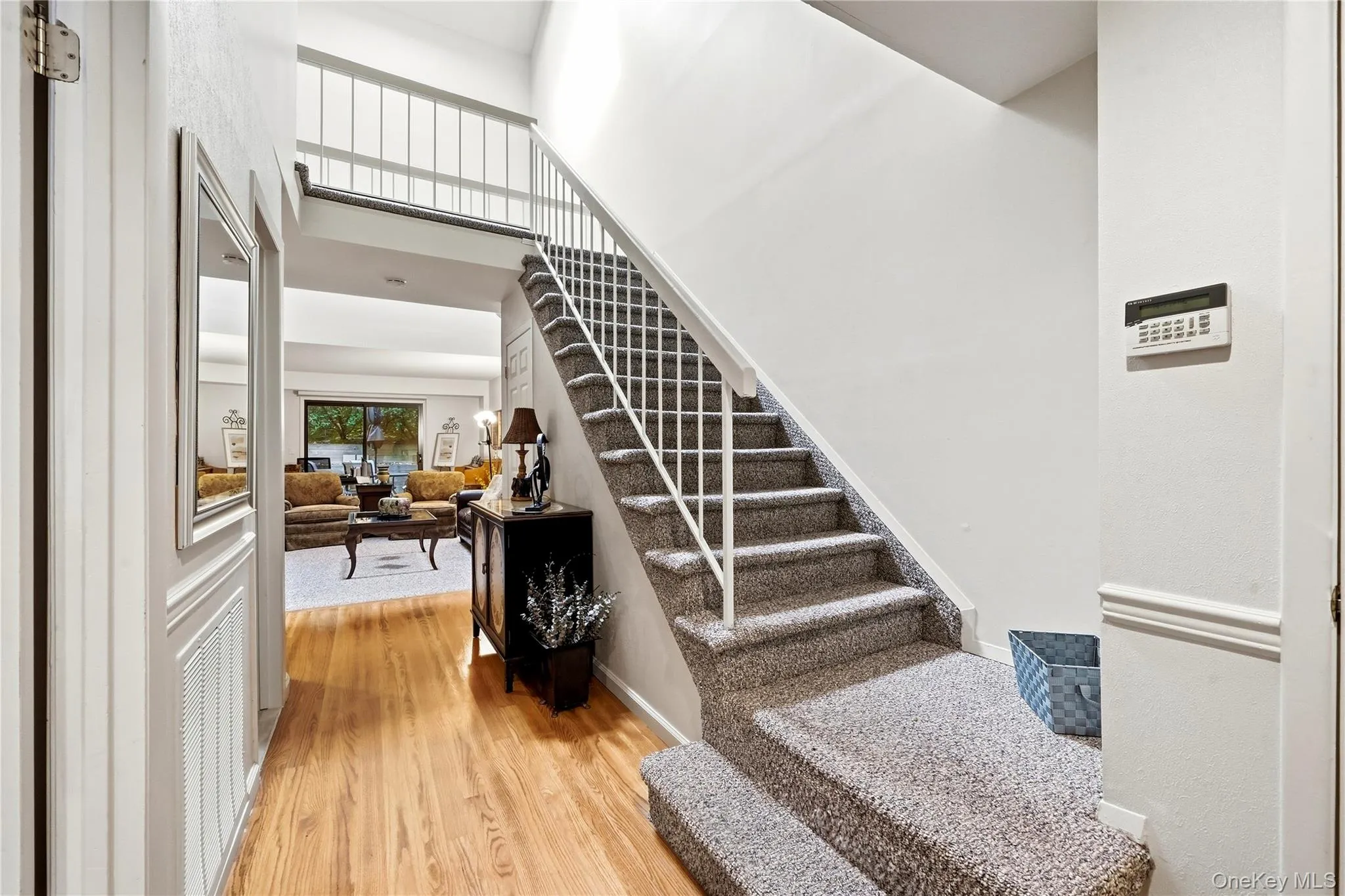 28 Hampton Court, Oyster Bay, NY, 4 Bedrooms Bedrooms, 8 Rooms Rooms,2 BathroomsBathrooms,Residential Lease,For Rent,Hampton,0,1053610 28 Hampton Court, Oyster Bay, NY, 4 Bedrooms Bedrooms, 8 Rooms Rooms,2 BathroomsBathrooms,Residential Lease,For Rent,Hampton,0,1053610