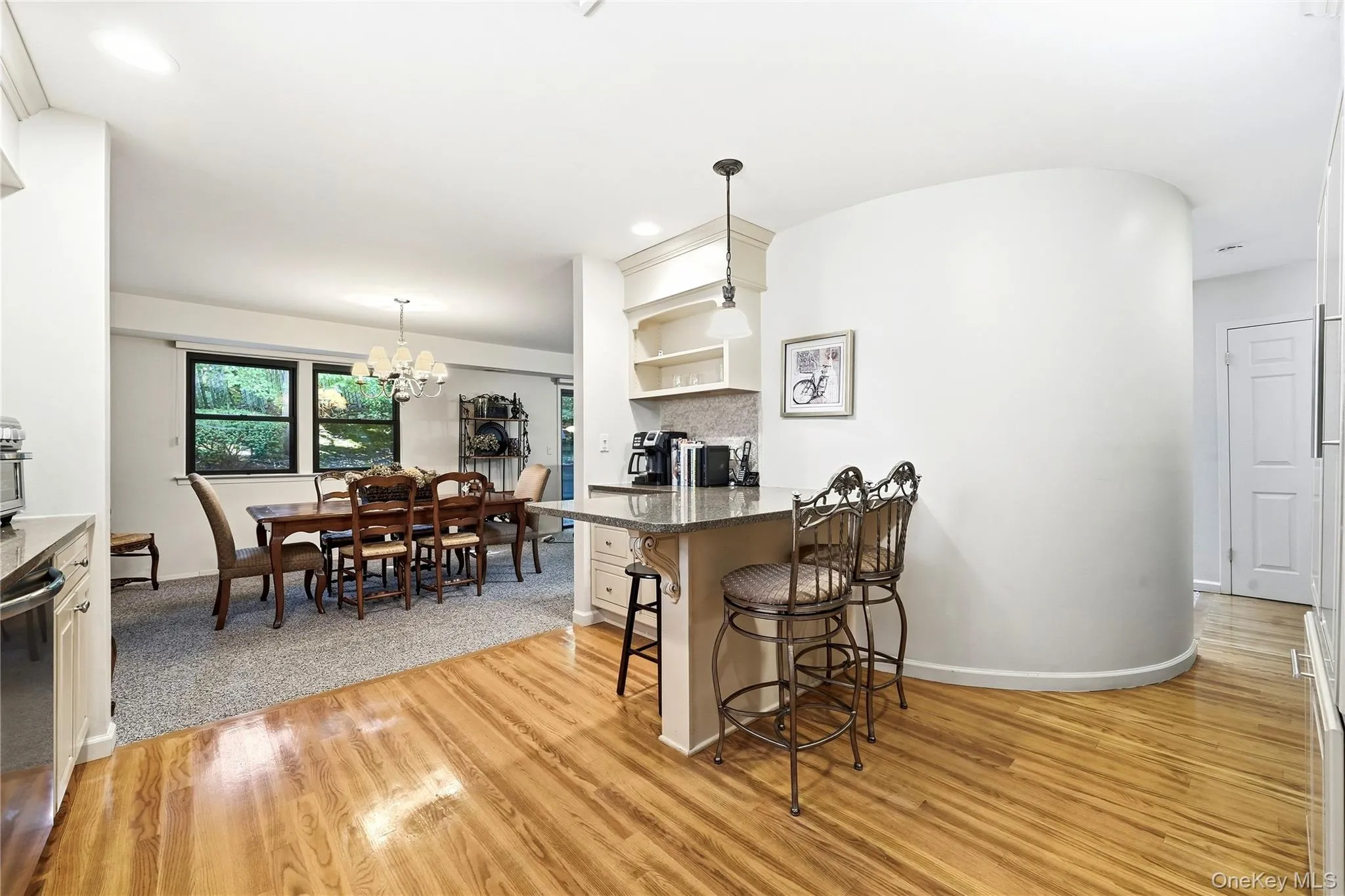28 Hampton Court, Oyster Bay, NY, 4 Bedrooms Bedrooms, 8 Rooms Rooms,2 BathroomsBathrooms,Residential Lease,For Rent,Hampton,0,1053610 28 Hampton Court, Oyster Bay, NY, 4 Bedrooms Bedrooms, 8 Rooms Rooms,2 BathroomsBathrooms,Residential Lease,For Rent,Hampton,0,1053610