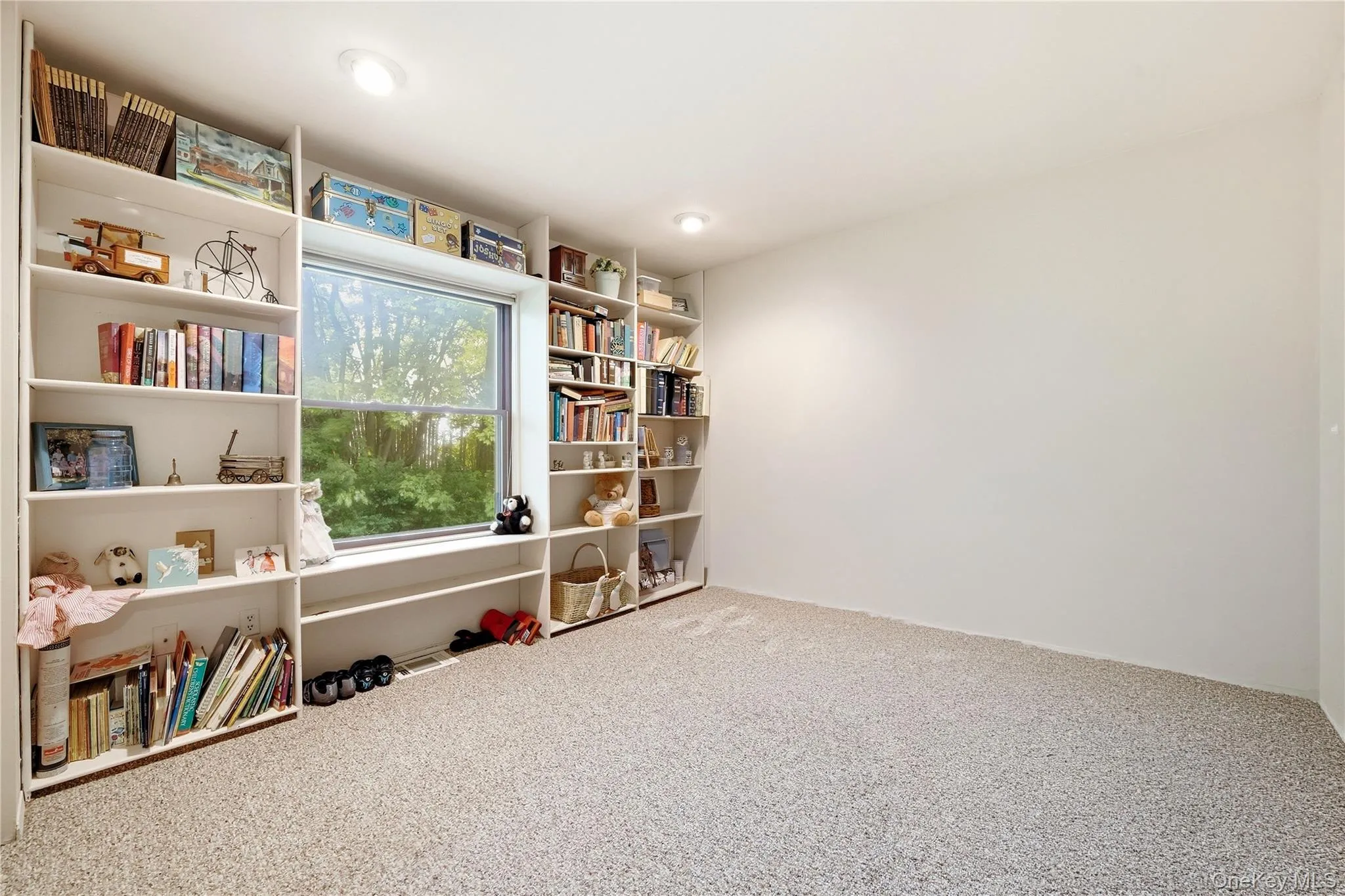 28 Hampton Court, Oyster Bay, NY, 4 Bedrooms Bedrooms, 8 Rooms Rooms,2 BathroomsBathrooms,Residential Lease,For Rent,Hampton,0,1053610 28 Hampton Court, Oyster Bay, NY, 4 Bedrooms Bedrooms, 8 Rooms Rooms,2 BathroomsBathrooms,Residential Lease,For Rent,Hampton,0,1053610