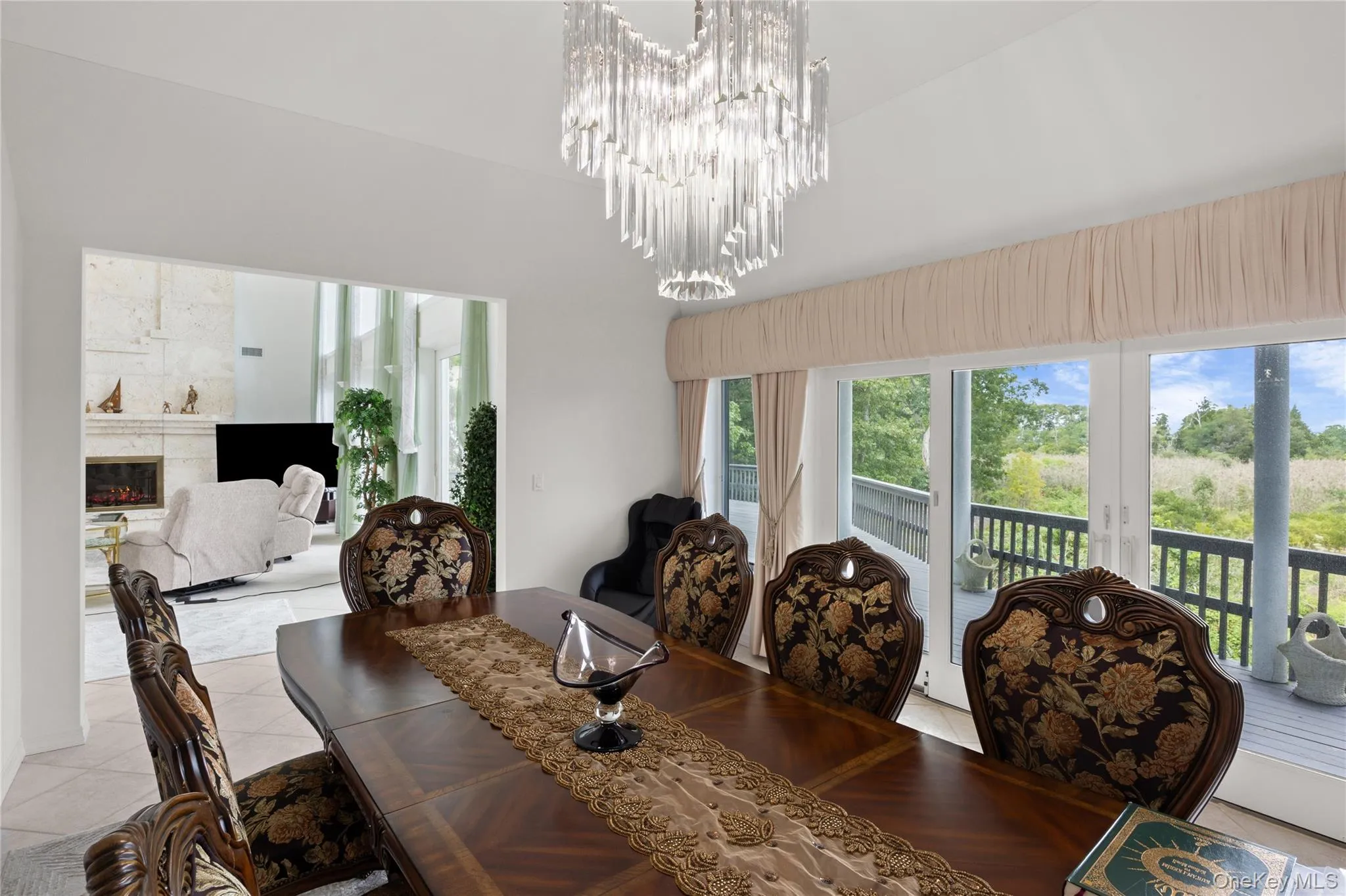 3525 Paradise Point Road, Southold, NY, 4 Bedrooms Bedrooms, 12 Rooms Rooms,3 BathroomsBathrooms,Residential,For Rent,Paradise Point,0,1053616 3525 Paradise Point Road, Southold, NY, 4 Bedrooms Bedrooms, 12 Rooms Rooms,3 BathroomsBathrooms,Residential,For Rent,Paradise Point,0,1053616