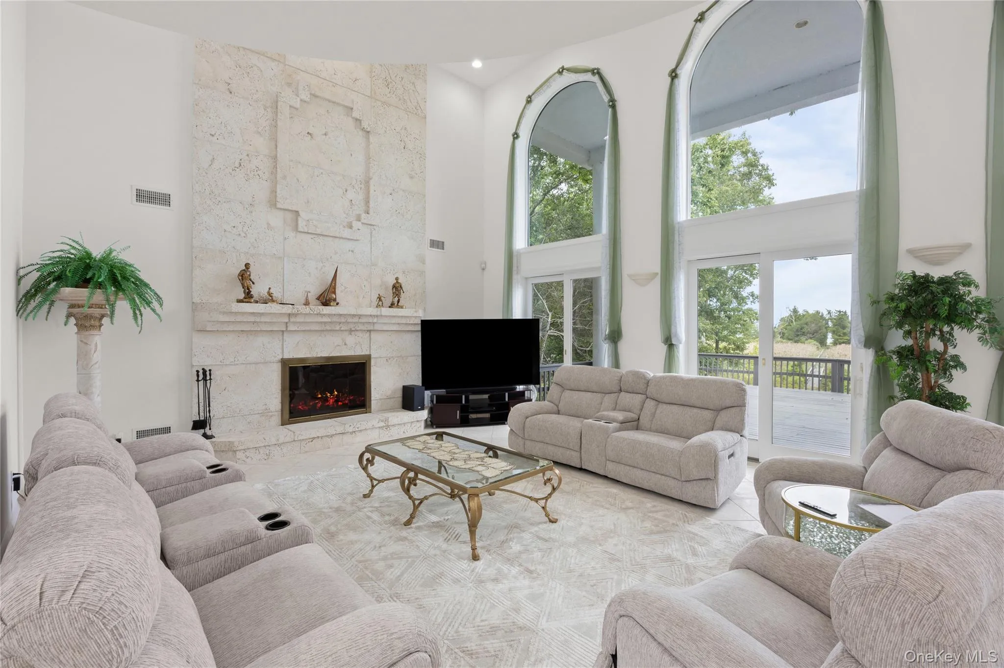 3525 Paradise Point Road, Southold, NY, 4 Bedrooms Bedrooms, 12 Rooms Rooms,3 BathroomsBathrooms,Residential,For Rent,Paradise Point,0,1053616 3525 Paradise Point Road, Southold, NY, 4 Bedrooms Bedrooms, 12 Rooms Rooms,3 BathroomsBathrooms,Residential,For Rent,Paradise Point,0,1053616
