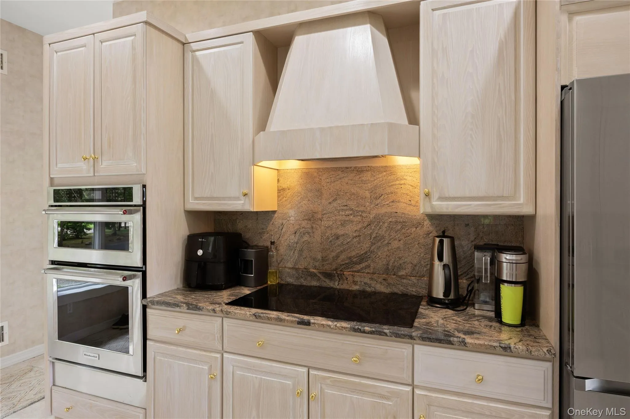 3525 Paradise Point Road, Southold, NY, 4 Bedrooms Bedrooms, 12 Rooms Rooms,3 BathroomsBathrooms,Residential,For Rent,Paradise Point,0,1053616 3525 Paradise Point Road, Southold, NY, 4 Bedrooms Bedrooms, 12 Rooms Rooms,3 BathroomsBathrooms,Residential,For Rent,Paradise Point,0,1053616