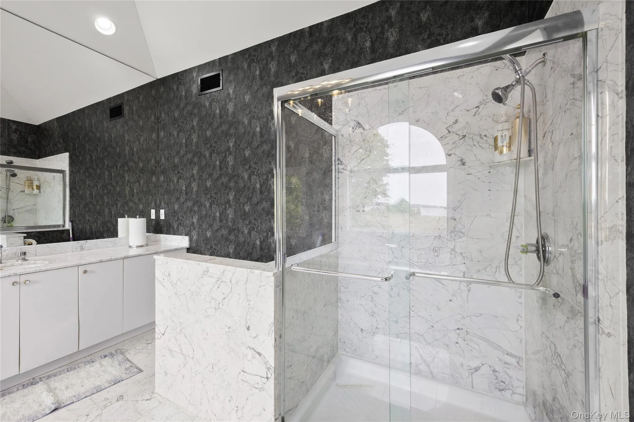 3525 Paradise Point Road, Southold, NY, 4 Bedrooms Bedrooms, 12 Rooms Rooms,3 BathroomsBathrooms,Residential,For Rent,Paradise Point,0,1053616 3525 Paradise Point Road, Southold, NY, 4 Bedrooms Bedrooms, 12 Rooms Rooms,3 BathroomsBathrooms,Residential,For Rent,Paradise Point,0,1053616