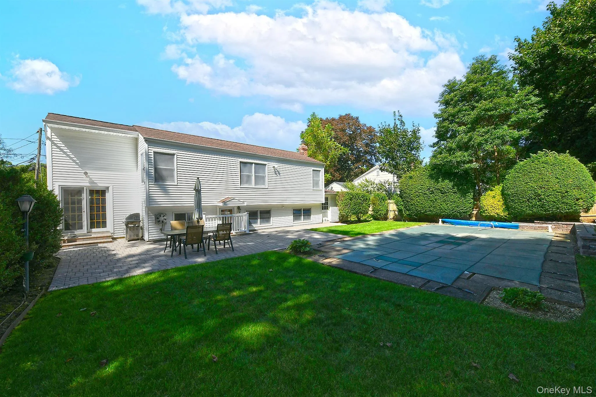 19 Court Drive, Huntington, NY, 3 Bedrooms Bedrooms, 7 Rooms Rooms,1 BathroomBathrooms,Residential,For Rent,Court,0,1053619 19 Court Drive, Huntington, NY, 3 Bedrooms Bedrooms, 7 Rooms Rooms,1 BathroomBathrooms,Residential,For Rent,Court,0,1053619
