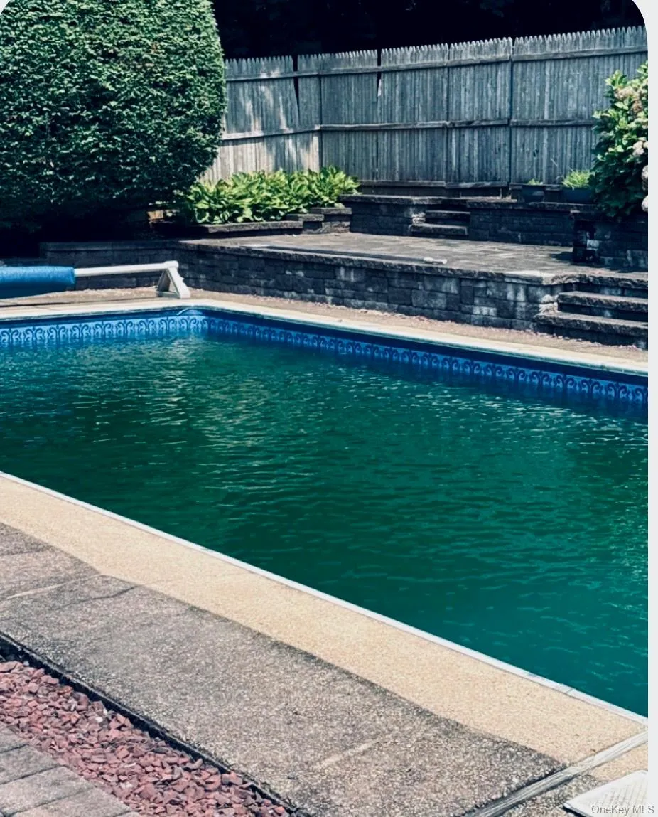 19 Court Drive, Huntington, NY, 3 Bedrooms Bedrooms, 7 Rooms Rooms,1 BathroomBathrooms,Residential,For Rent,Court,0,1053619 19 Court Drive, Huntington, NY, 3 Bedrooms Bedrooms, 7 Rooms Rooms,1 BathroomBathrooms,Residential,For Rent,Court,0,1053619