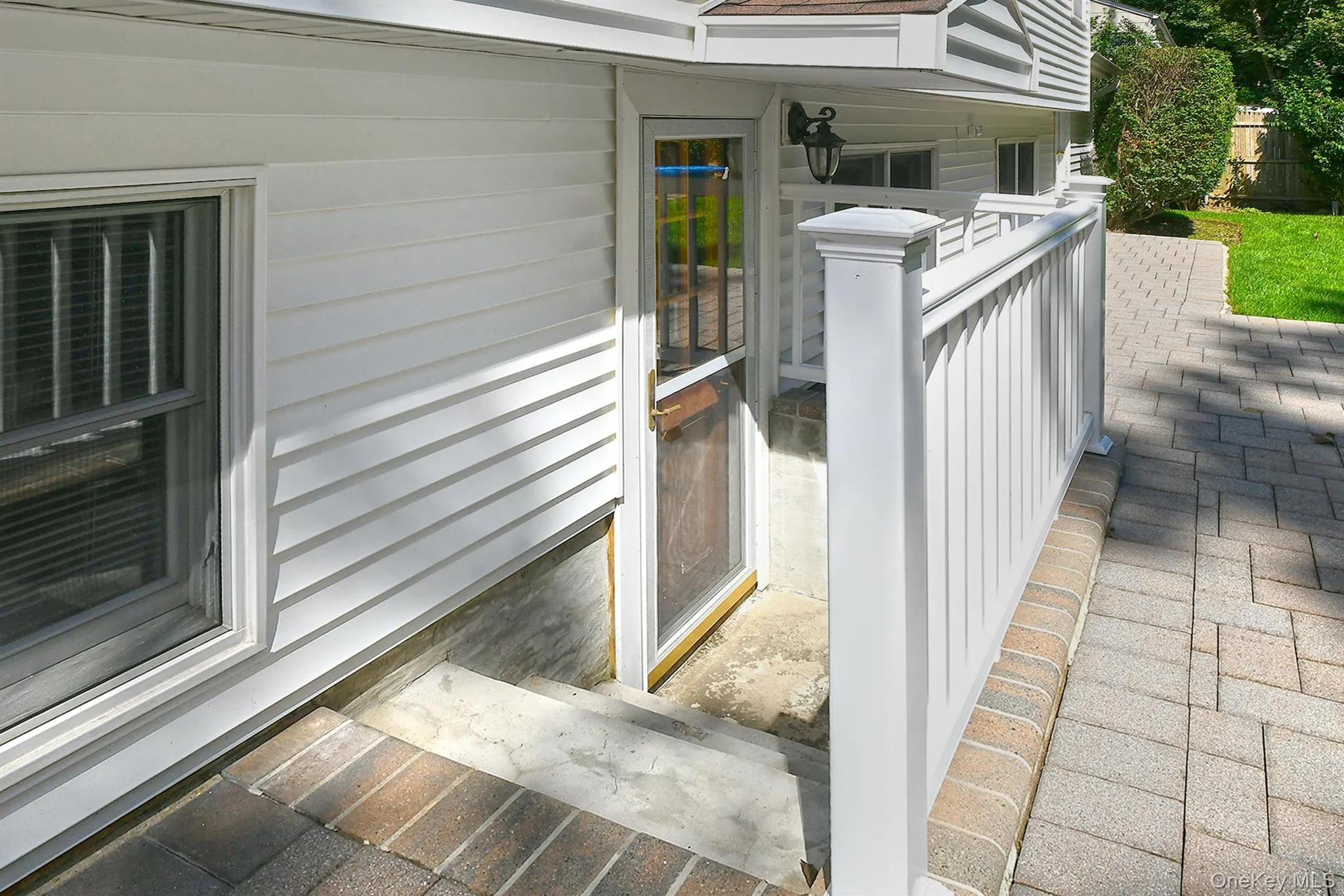 19 Court Drive, Huntington, NY, 3 Bedrooms Bedrooms, 7 Rooms Rooms,1 BathroomBathrooms,Residential,For Rent,Court,0,1053619 19 Court Drive, Huntington, NY, 3 Bedrooms Bedrooms, 7 Rooms Rooms,1 BathroomBathrooms,Residential,For Rent,Court,0,1053619