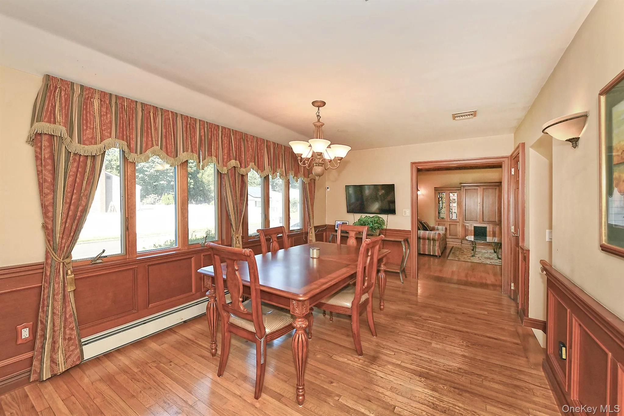 19 Court Drive, Huntington, NY, 3 Bedrooms Bedrooms, 7 Rooms Rooms,1 BathroomBathrooms,Residential,For Rent,Court,0,1053619 19 Court Drive, Huntington, NY, 3 Bedrooms Bedrooms, 7 Rooms Rooms,1 BathroomBathrooms,Residential,For Rent,Court,0,1053619