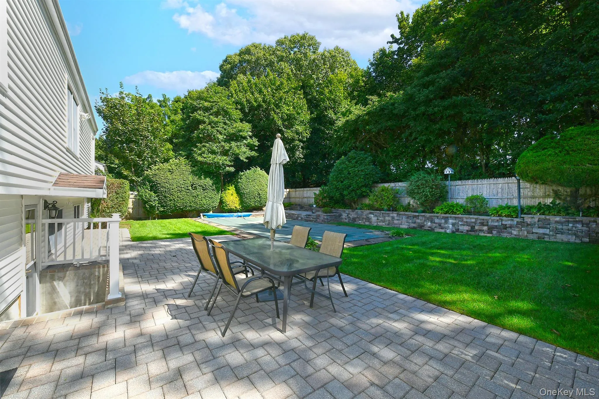 19 Court Drive, Huntington, NY, 3 Bedrooms Bedrooms, 7 Rooms Rooms,1 BathroomBathrooms,Residential,For Rent,Court,0,1053619 19 Court Drive, Huntington, NY, 3 Bedrooms Bedrooms, 7 Rooms Rooms,1 BathroomBathrooms,Residential,For Rent,Court,0,1053619