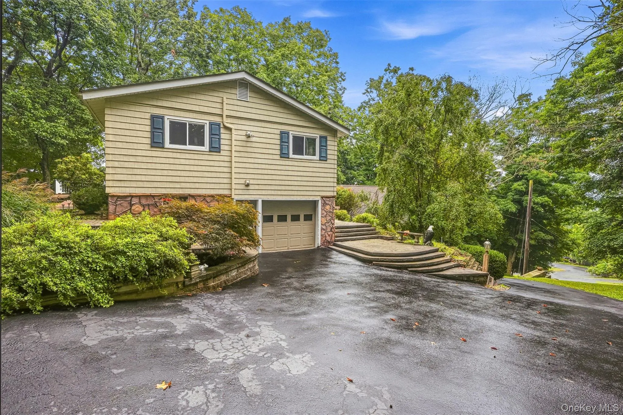 94 Jean Ridge Road, Mount Hope, NY, 3 Bedrooms Bedrooms, 10 Rooms Rooms,2 BathroomsBathrooms,Residential,For Rent,Jean Ridge,0,1053626 94 Jean Ridge Road, Mount Hope, NY, 3 Bedrooms Bedrooms, 10 Rooms Rooms,2 BathroomsBathrooms,Residential,For Rent,Jean Ridge,0,1053626