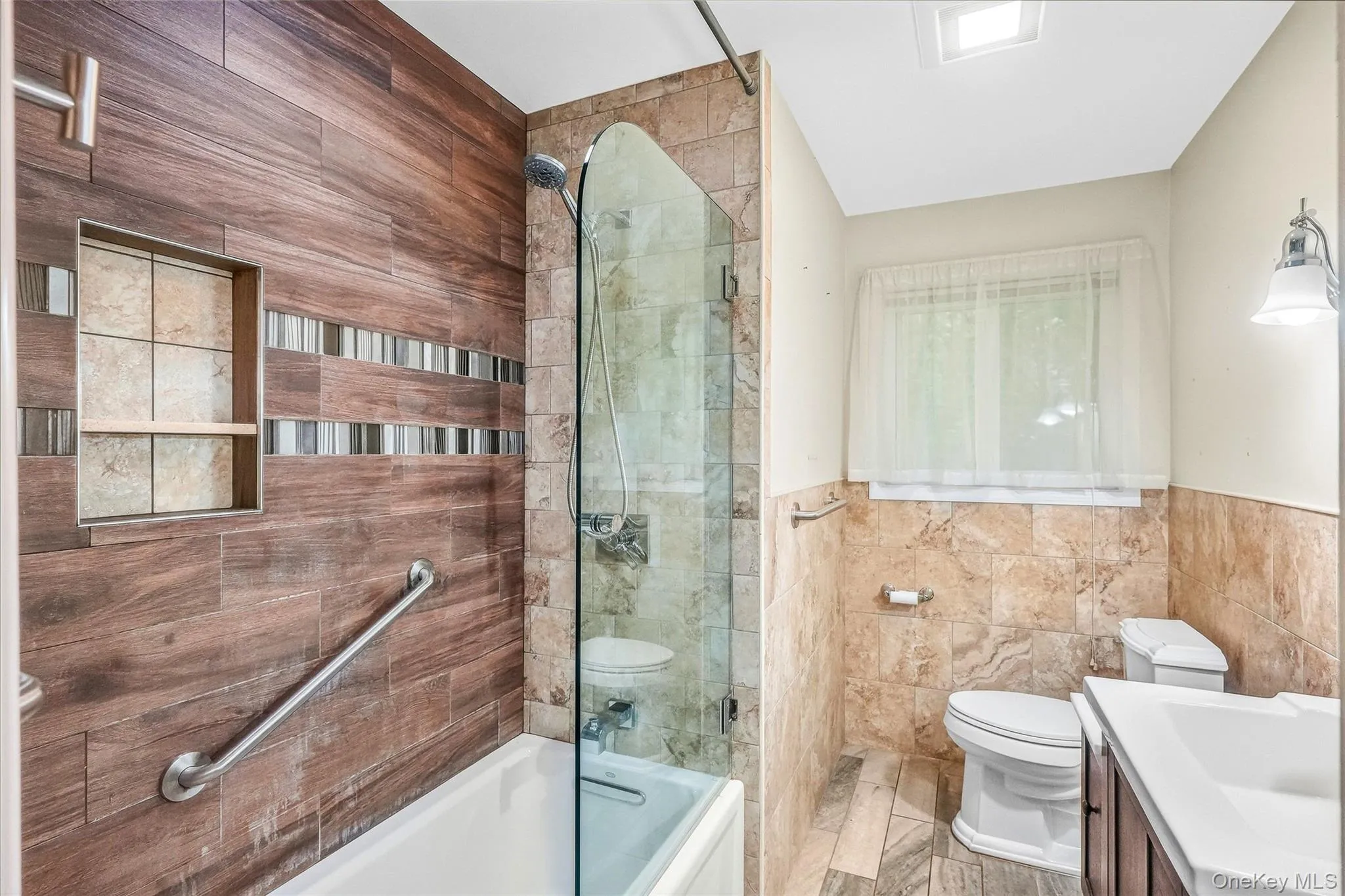 94 Jean Ridge Road, Mount Hope, NY, 3 Bedrooms Bedrooms, 10 Rooms Rooms,2 BathroomsBathrooms,Residential,For Rent,Jean Ridge,0,1053626 94 Jean Ridge Road, Mount Hope, NY, 3 Bedrooms Bedrooms, 10 Rooms Rooms,2 BathroomsBathrooms,Residential,For Rent,Jean Ridge,0,1053626