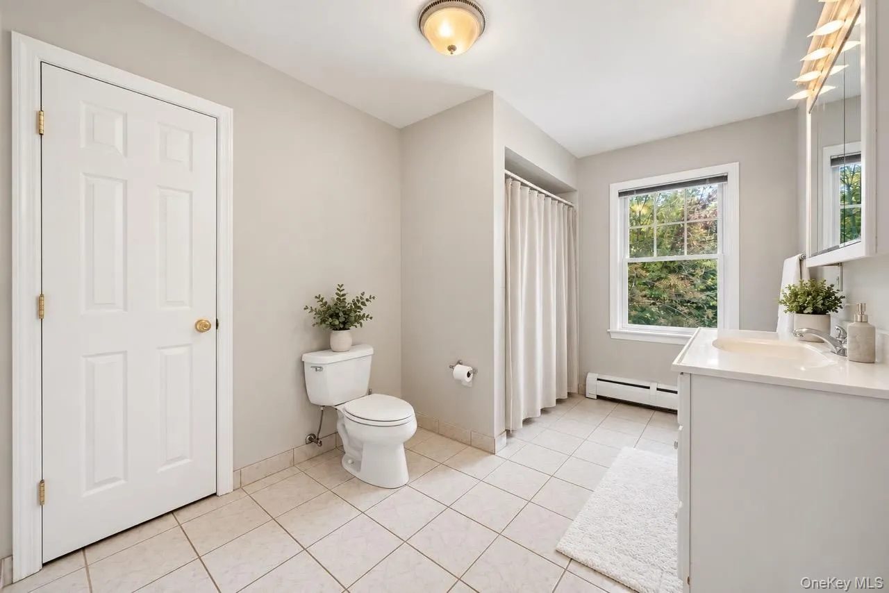 3 Seven Lakes Drive, Ramapo, NY, 5 Bedrooms Bedrooms, 14 Rooms Rooms,3 BathroomsBathrooms,Residential,For Rent,Seven Lakes,0,1053628 3 Seven Lakes Drive, Ramapo, NY, 5 Bedrooms Bedrooms, 14 Rooms Rooms,3 BathroomsBathrooms,Residential,For Rent,Seven Lakes,0,1053628