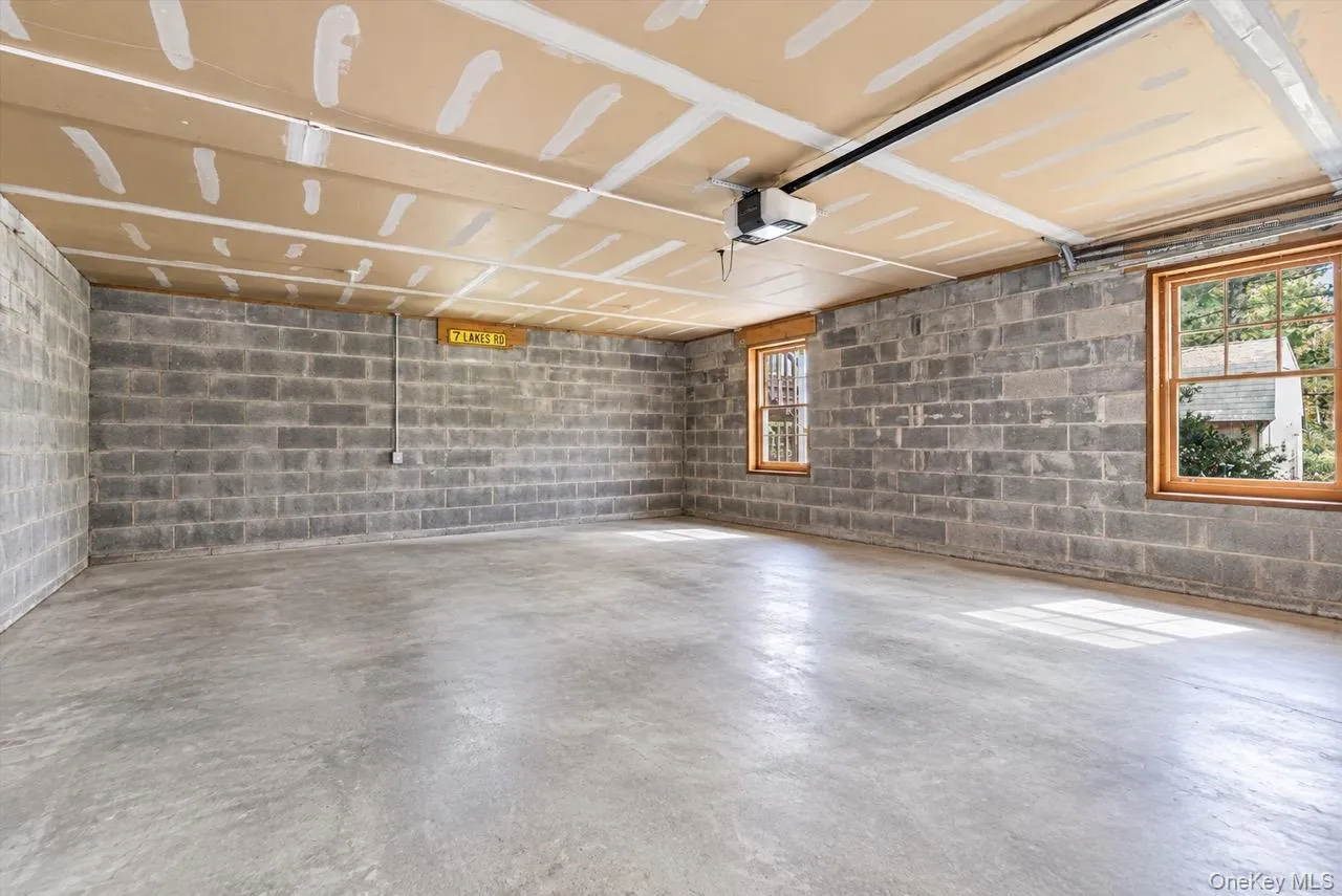 3 Seven Lakes Drive, Ramapo, NY, 5 Bedrooms Bedrooms, 14 Rooms Rooms,3 BathroomsBathrooms,Residential,For Rent,Seven Lakes,0,1053628 3 Seven Lakes Drive, Ramapo, NY, 5 Bedrooms Bedrooms, 14 Rooms Rooms,3 BathroomsBathrooms,Residential,For Rent,Seven Lakes,0,1053628