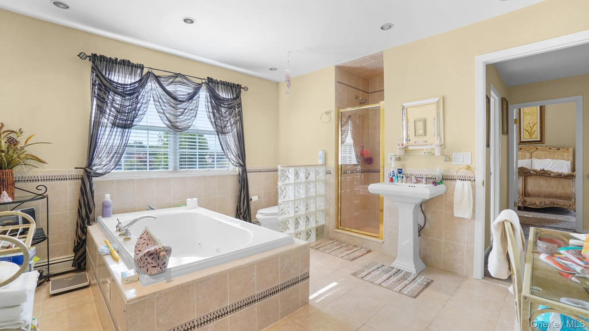 25 Laurel Lane, Brookhaven, NY, 3 Bedrooms Bedrooms, 10 Rooms Rooms,3 BathroomsBathrooms,Residential,For Rent,Laurel,0,1053630 25 Laurel Lane, Brookhaven, NY, 3 Bedrooms Bedrooms, 10 Rooms Rooms,3 BathroomsBathrooms,Residential,For Rent,Laurel,0,1053630