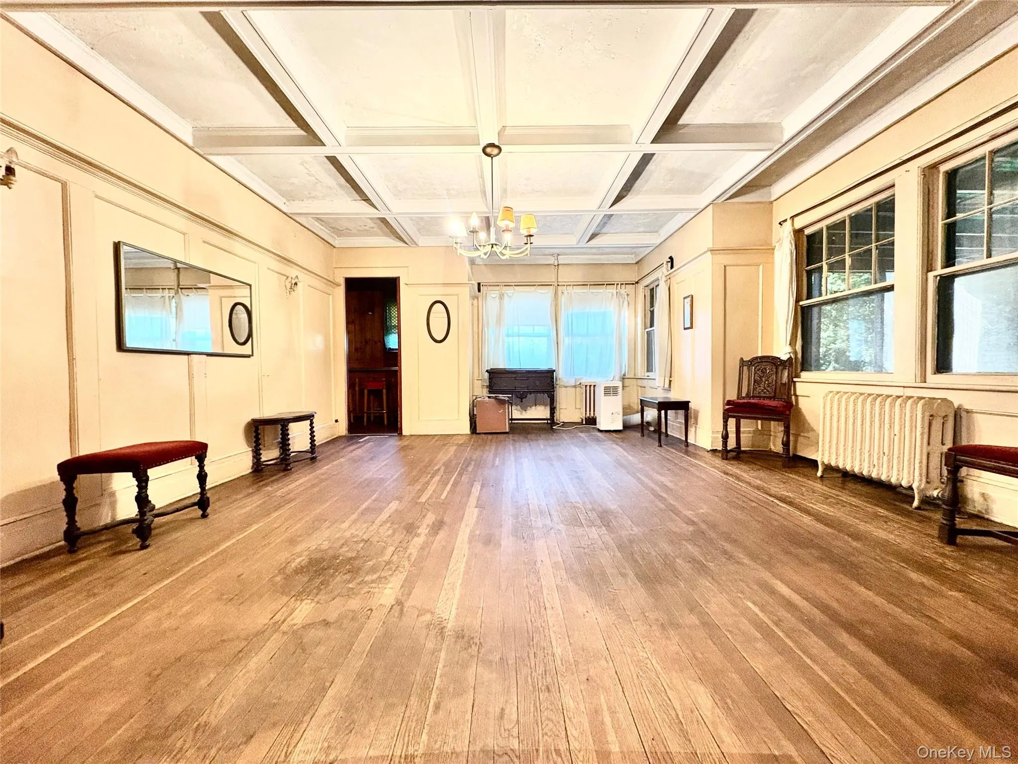236 Arleigh Road, New York, NY, 5 Bedrooms Bedrooms, 10 Rooms Rooms,2 BathroomsBathrooms,Residential,For Rent,Arleigh,0,1053631 236 Arleigh Road, New York, NY, 5 Bedrooms Bedrooms, 10 Rooms Rooms,2 BathroomsBathrooms,Residential,For Rent,Arleigh,0,1053631