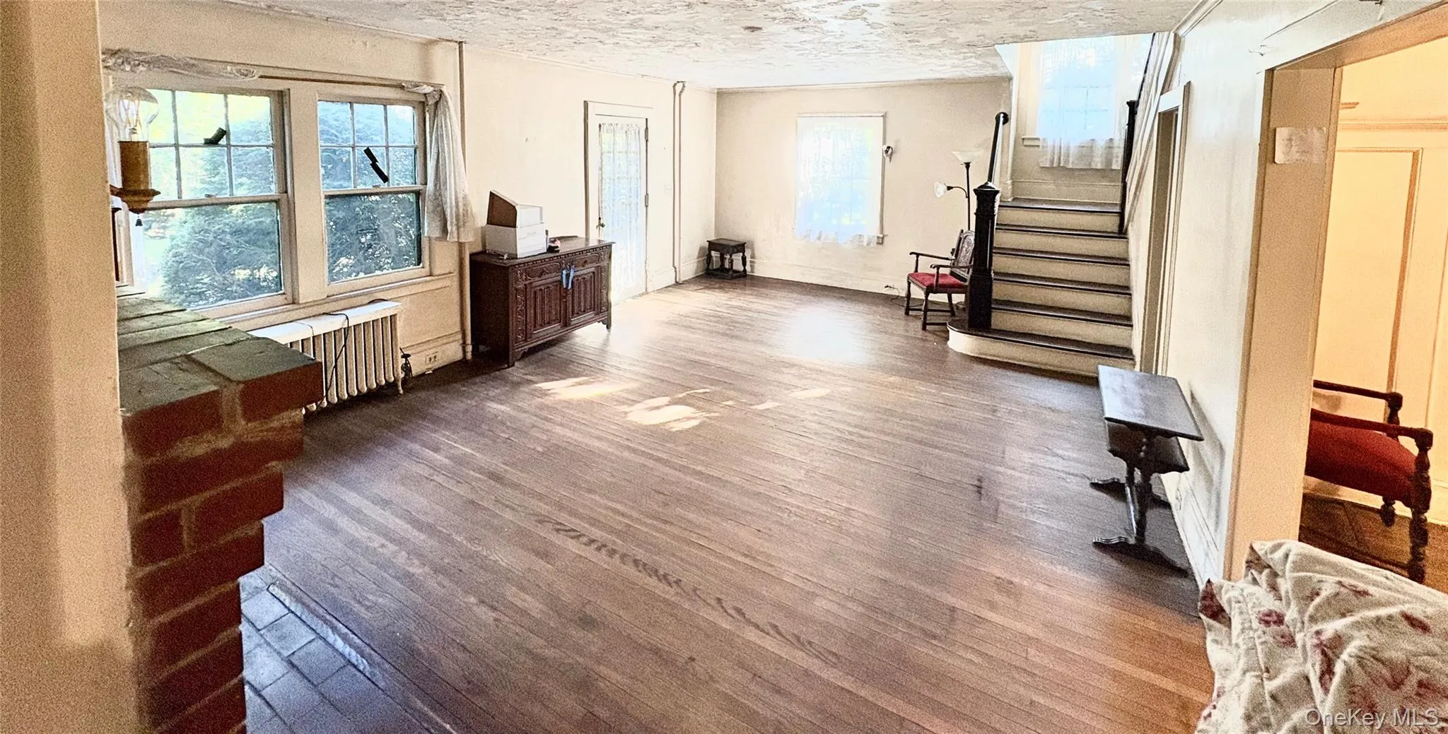 236 Arleigh Road, New York, NY, 5 Bedrooms Bedrooms, 10 Rooms Rooms,2 BathroomsBathrooms,Residential,For Rent,Arleigh,0,1053631 236 Arleigh Road, New York, NY, 5 Bedrooms Bedrooms, 10 Rooms Rooms,2 BathroomsBathrooms,Residential,For Rent,Arleigh,0,1053631