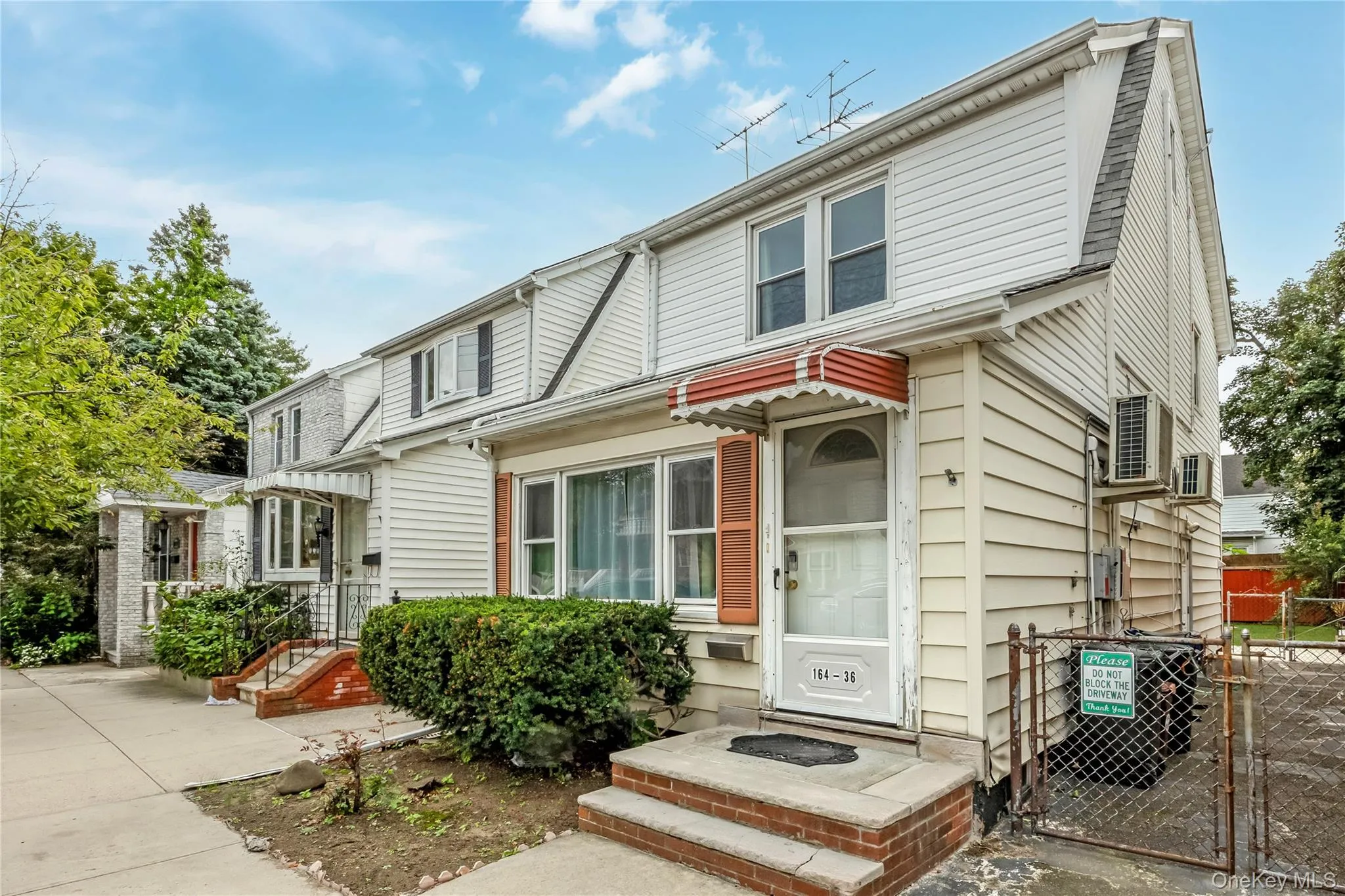 164-36 76th Avenue, New York, NY, 4 Bedrooms Bedrooms, 6 Rooms Rooms,2 BathroomsBathrooms,Residential,For Rent,76th,0,1053632 164-36 76th Avenue, New York, NY, 4 Bedrooms Bedrooms, 6 Rooms Rooms,2 BathroomsBathrooms,Residential,For Rent,76th,0,1053632