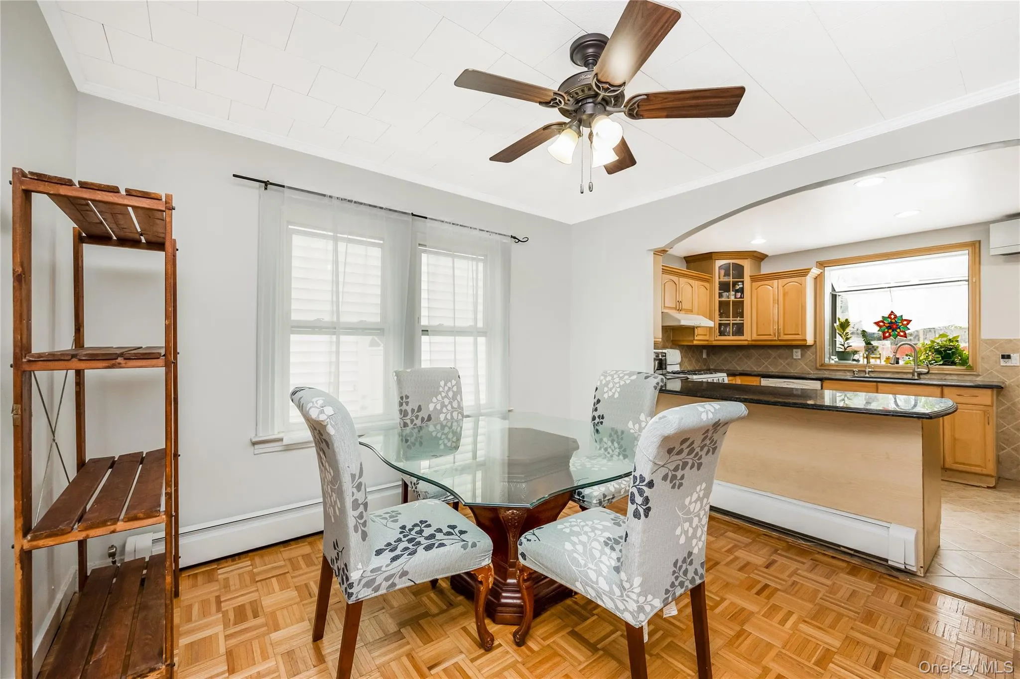 164-36 76th Avenue, New York, NY, 4 Bedrooms Bedrooms, 6 Rooms Rooms,2 BathroomsBathrooms,Residential,For Rent,76th,0,1053632 164-36 76th Avenue, New York, NY, 4 Bedrooms Bedrooms, 6 Rooms Rooms,2 BathroomsBathrooms,Residential,For Rent,76th,0,1053632