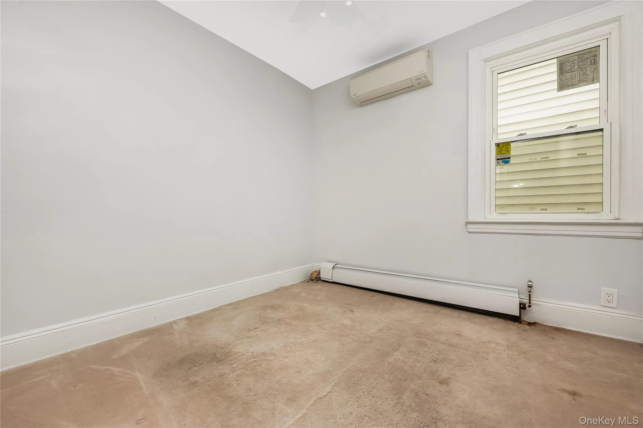 164-36 76th Avenue, New York, NY, 4 Bedrooms Bedrooms, 6 Rooms Rooms,2 BathroomsBathrooms,Residential,For Rent,76th,0,1053632 164-36 76th Avenue, New York, NY, 4 Bedrooms Bedrooms, 6 Rooms Rooms,2 BathroomsBathrooms,Residential,For Rent,76th,0,1053632