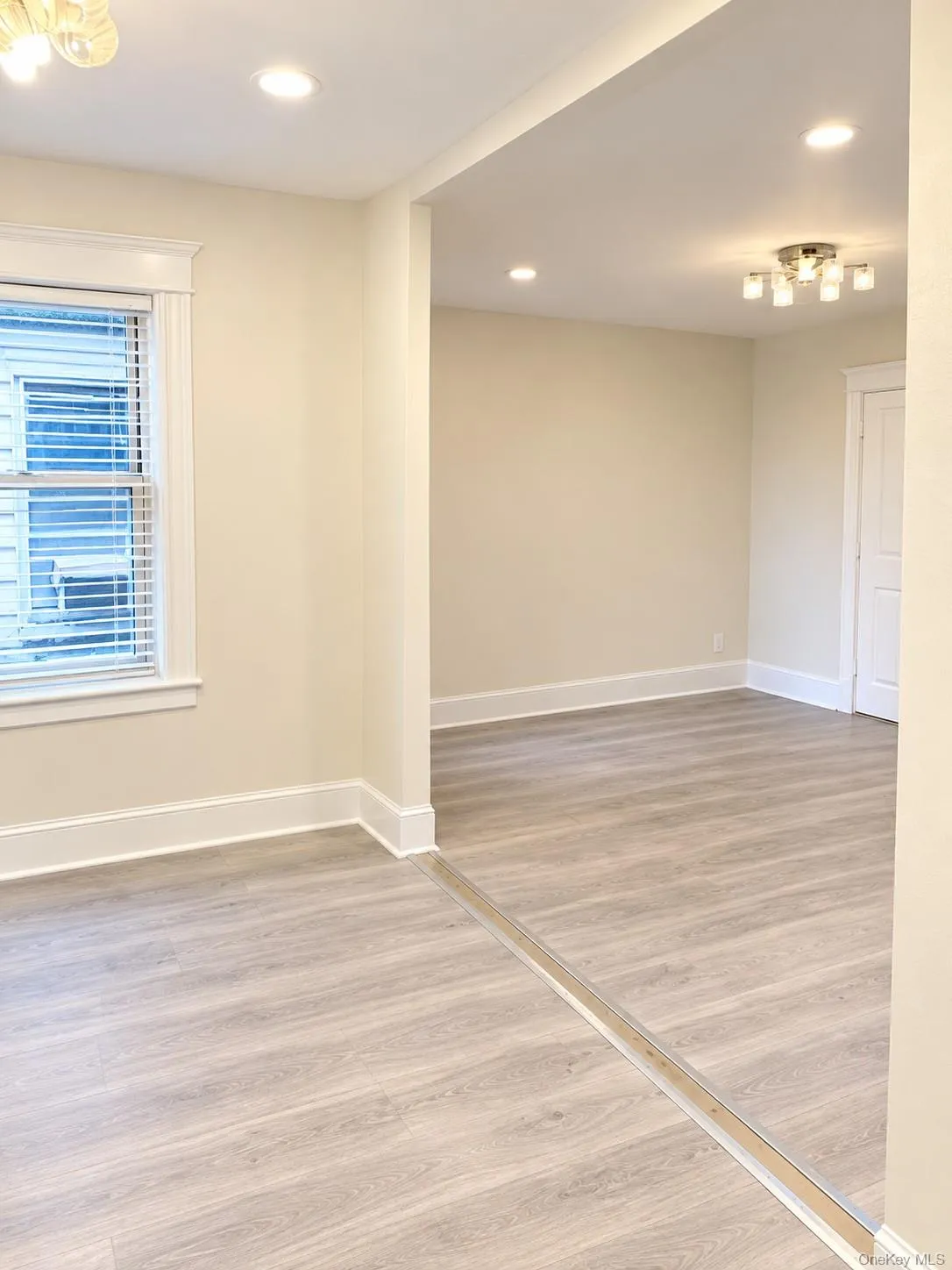 16001 Hillside Avenue, New York, NY, 3 Bedrooms Bedrooms, 7 Rooms Rooms,2 BathroomsBathrooms,Residential Lease,For Rent,Hillside,0,1053637 16001 Hillside Avenue, New York, NY, 3 Bedrooms Bedrooms, 7 Rooms Rooms,2 BathroomsBathrooms,Residential Lease,For Rent,Hillside,0,1053637