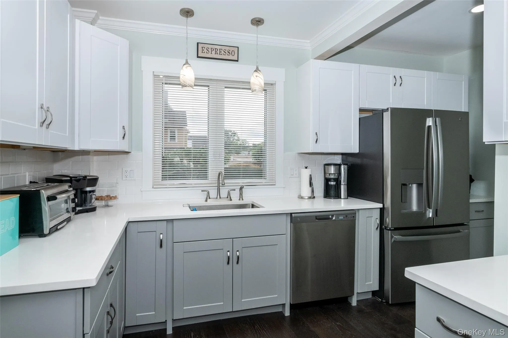 54 Ronalds Avenue, New Rochelle, NY, 3 Bedrooms Bedrooms, 6 Rooms Rooms,1 BathroomBathrooms,Residential,For Rent,Ronalds,0,1053640 54 Ronalds Avenue, New Rochelle, NY, 3 Bedrooms Bedrooms, 6 Rooms Rooms,1 BathroomBathrooms,Residential,For Rent,Ronalds,0,1053640