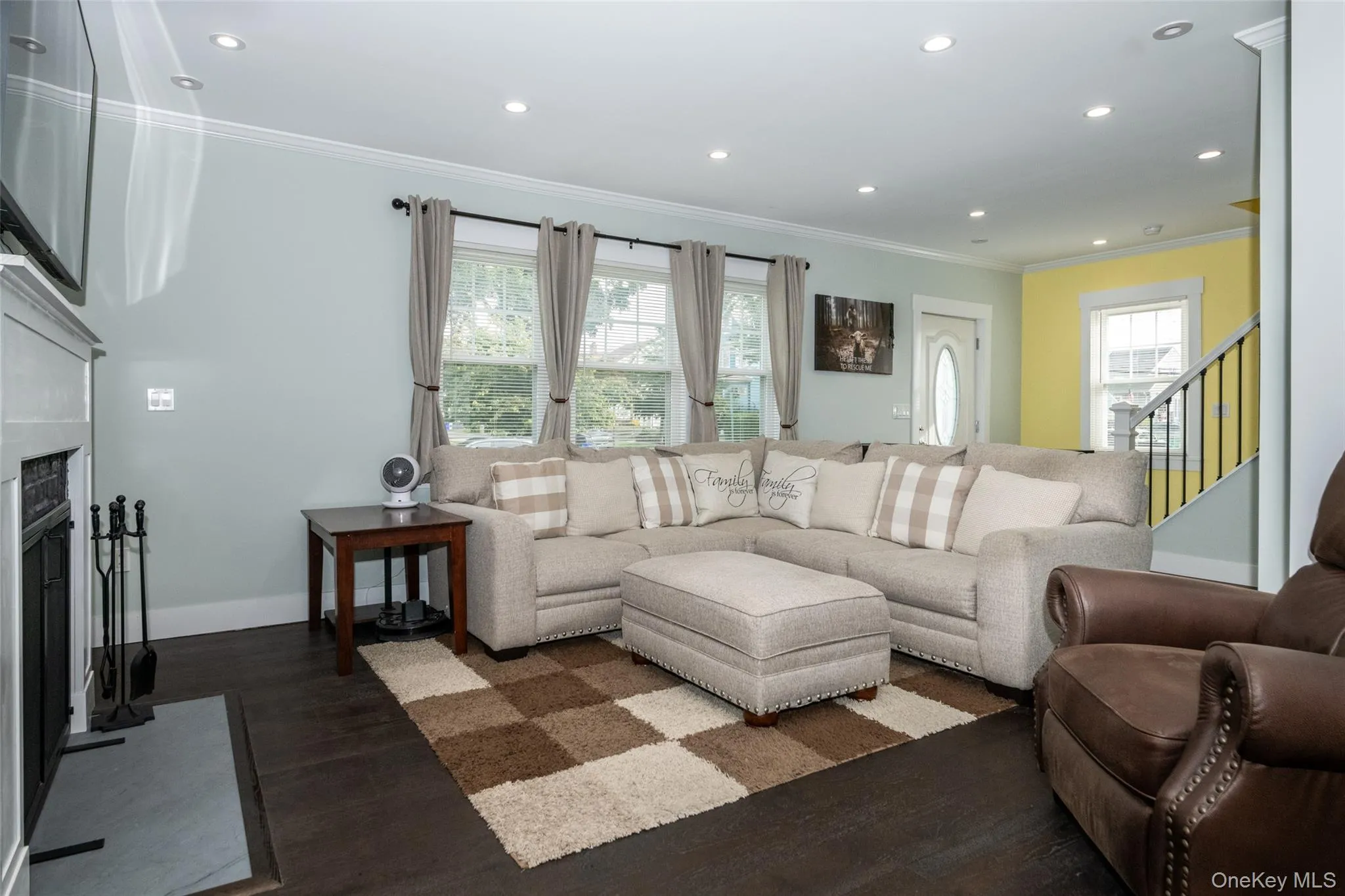 54 Ronalds Avenue, New Rochelle, NY, 3 Bedrooms Bedrooms, 6 Rooms Rooms,1 BathroomBathrooms,Residential,For Rent,Ronalds,0,1053640 54 Ronalds Avenue, New Rochelle, NY, 3 Bedrooms Bedrooms, 6 Rooms Rooms,1 BathroomBathrooms,Residential,For Rent,Ronalds,0,1053640