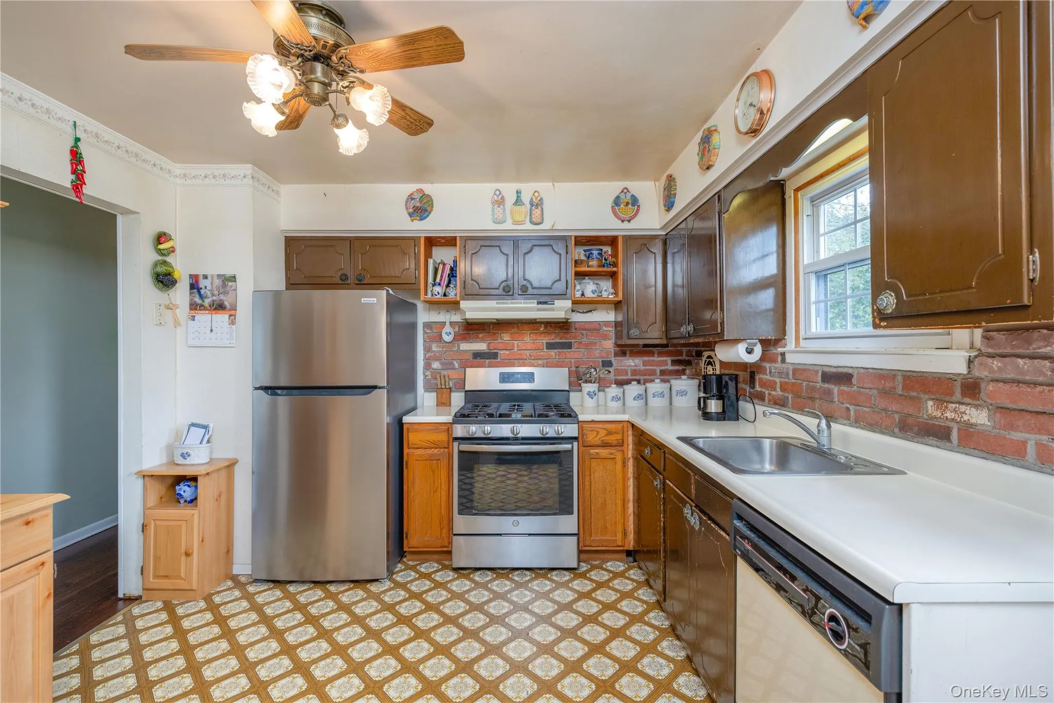 87 Filors Lane, Stony Point, NY, 4 Bedrooms Bedrooms, 9 Rooms Rooms,2 BathroomsBathrooms,Residential,For Rent,Filors,0,1053641 87 Filors Lane, Stony Point, NY, 4 Bedrooms Bedrooms, 9 Rooms Rooms,2 BathroomsBathrooms,Residential,For Rent,Filors,0,1053641