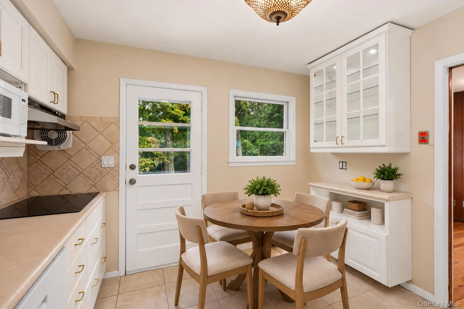 30 Sheppard Lane, Huntington, NY, 3 Bedrooms Bedrooms, 7 Rooms Rooms,2 BathroomsBathrooms,Residential,For Rent,Sheppard,0,1053647 30 Sheppard Lane, Huntington, NY, 3 Bedrooms Bedrooms, 7 Rooms Rooms,2 BathroomsBathrooms,Residential,For Rent,Sheppard,0,1053647