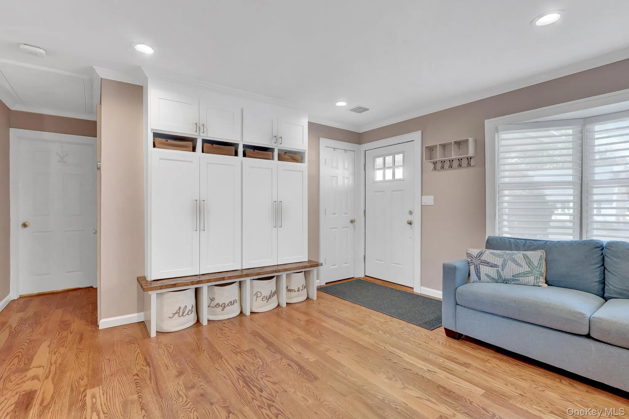 58 Garfield Place, Oyster Bay, NY, 4 Bedrooms Bedrooms, 7 Rooms Rooms,2 BathroomsBathrooms,Residential,For Rent,Garfield,0,1053648 58 Garfield Place, Oyster Bay, NY, 4 Bedrooms Bedrooms, 7 Rooms Rooms,2 BathroomsBathrooms,Residential,For Rent,Garfield,0,1053648