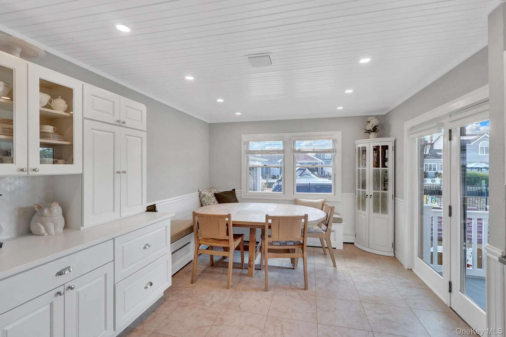58 Garfield Place, Oyster Bay, NY, 4 Bedrooms Bedrooms, 7 Rooms Rooms,2 BathroomsBathrooms,Residential,For Rent,Garfield,0,1053648 58 Garfield Place, Oyster Bay, NY, 4 Bedrooms Bedrooms, 7 Rooms Rooms,2 BathroomsBathrooms,Residential,For Rent,Garfield,0,1053648
