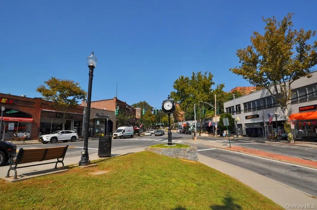 E. Hartsdale Avenue is a lovely tree lined street close to shops and the Hartsdale Train Station Itâ??s only 35 minutes to Grand Central Terminal. The neighborhood is in the village of Hartsdale, which has restaurants, a fitness center, pharmacy and other services nearby. Hartsdale Avenue is adjacent to the Bronx River Reservation, which provides for biking, jogging and other recreational activities. The Bronx River Parkway is closed in the spring and fall for Bike Sundays. E. Hartsdale Avenue is a lovely tree lined street close to shops and the Hartsdale Train Station Itâ??s only 35 minutes to Grand Central Terminal. The neighborhood is in the village of Hartsdale, which has restaurants, a fitness center, pharmacy and other services nearby. Hartsdale Avenue is adjacent to the Bronx River Reservation, which provides for biking, jogging and other recreational activities. The Bronx River Parkway is closed in the spring and fall for Bike Sundays.
