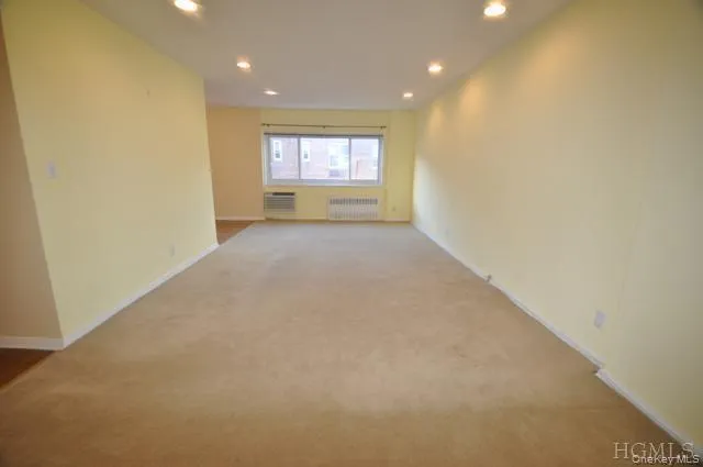 Bright and large "L" shaped Living Room and Dining Area. Bright and large "L" shaped Living Room and Dining Area.
