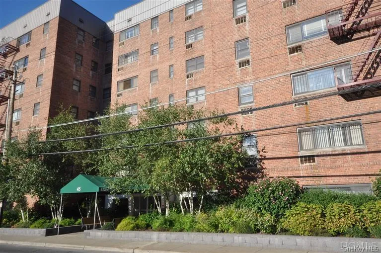 45 E. Hartsdale Ave 45 E. Hartsdale Ave