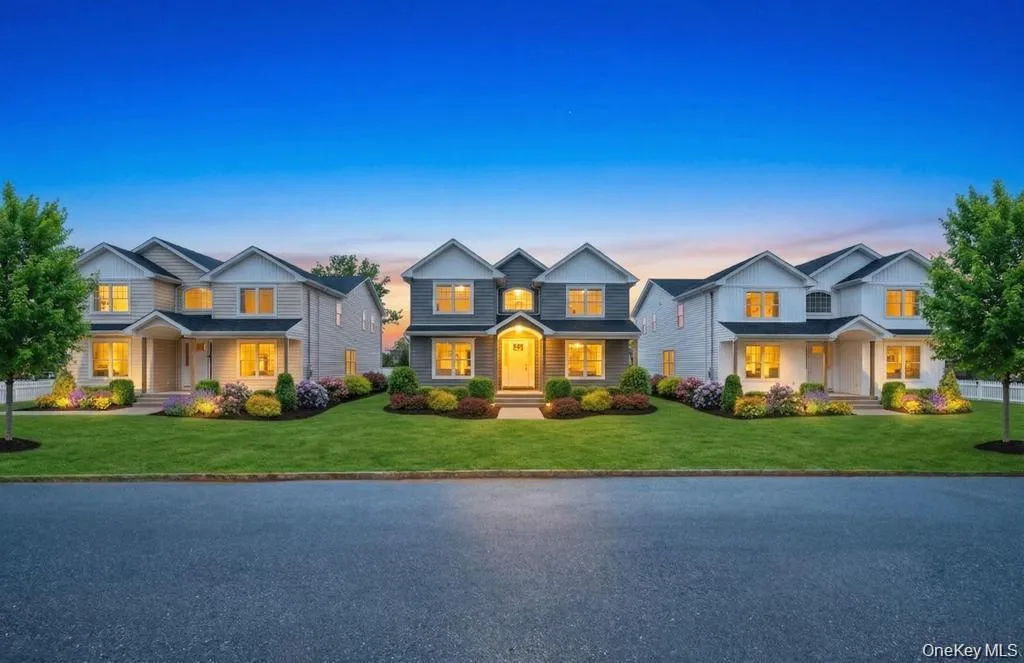 89 West Avenue, Oyster Bay, NY, 5 Bedrooms Bedrooms, 10 Rooms Rooms,4 BathroomsBathrooms,Residential,For Rent,West,0,1053671 89 West Avenue, Oyster Bay, NY, 5 Bedrooms Bedrooms, 10 Rooms Rooms,4 BathroomsBathrooms,Residential,For Rent,West,0,1053671