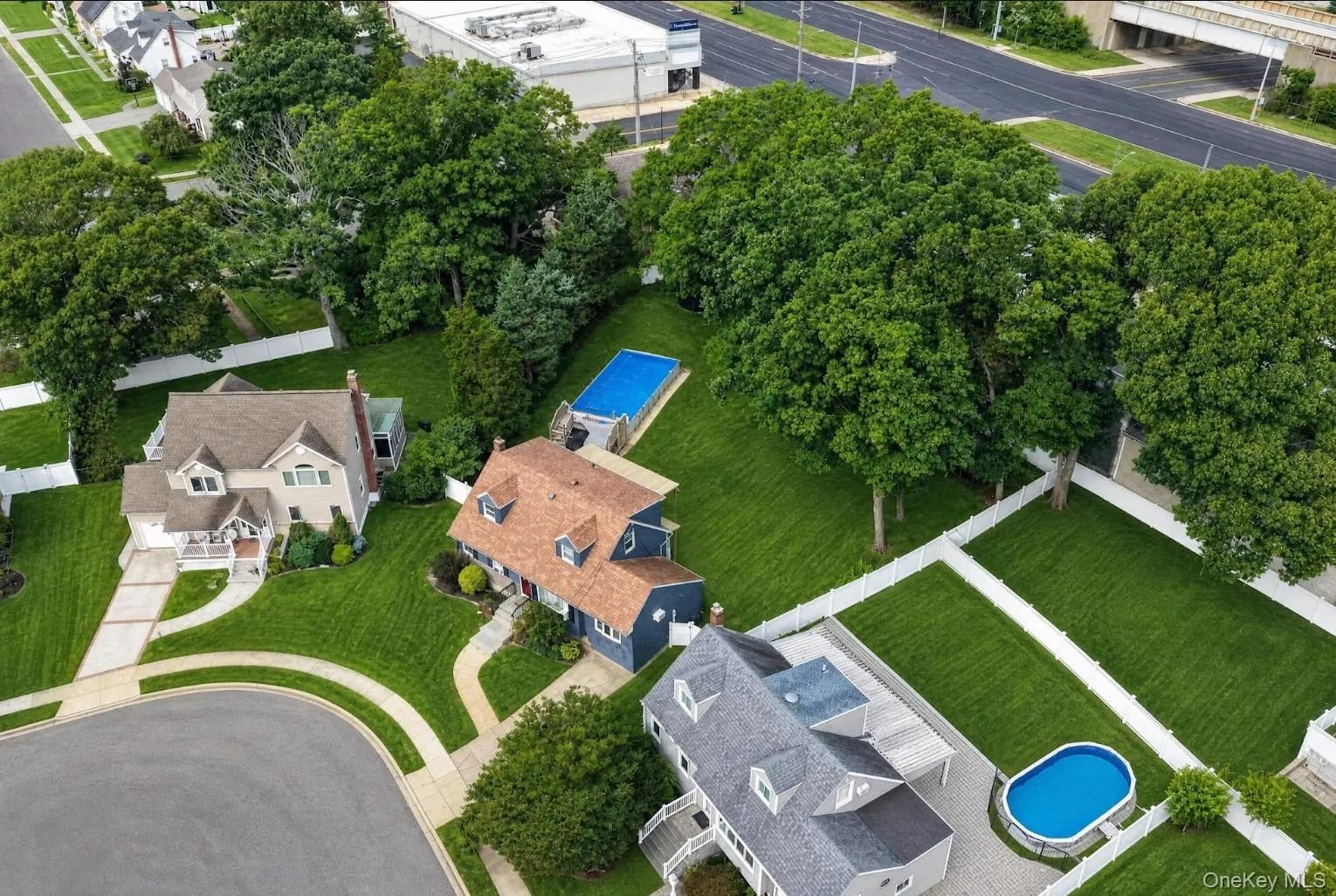 315 Harmony Drive, Oyster Bay, NY, 4 Bedrooms Bedrooms, 10 Rooms Rooms,2 BathroomsBathrooms,Residential,For Rent,Harmony,0,1053672 315 Harmony Drive, Oyster Bay, NY, 4 Bedrooms Bedrooms, 10 Rooms Rooms,2 BathroomsBathrooms,Residential,For Rent,Harmony,0,1053672