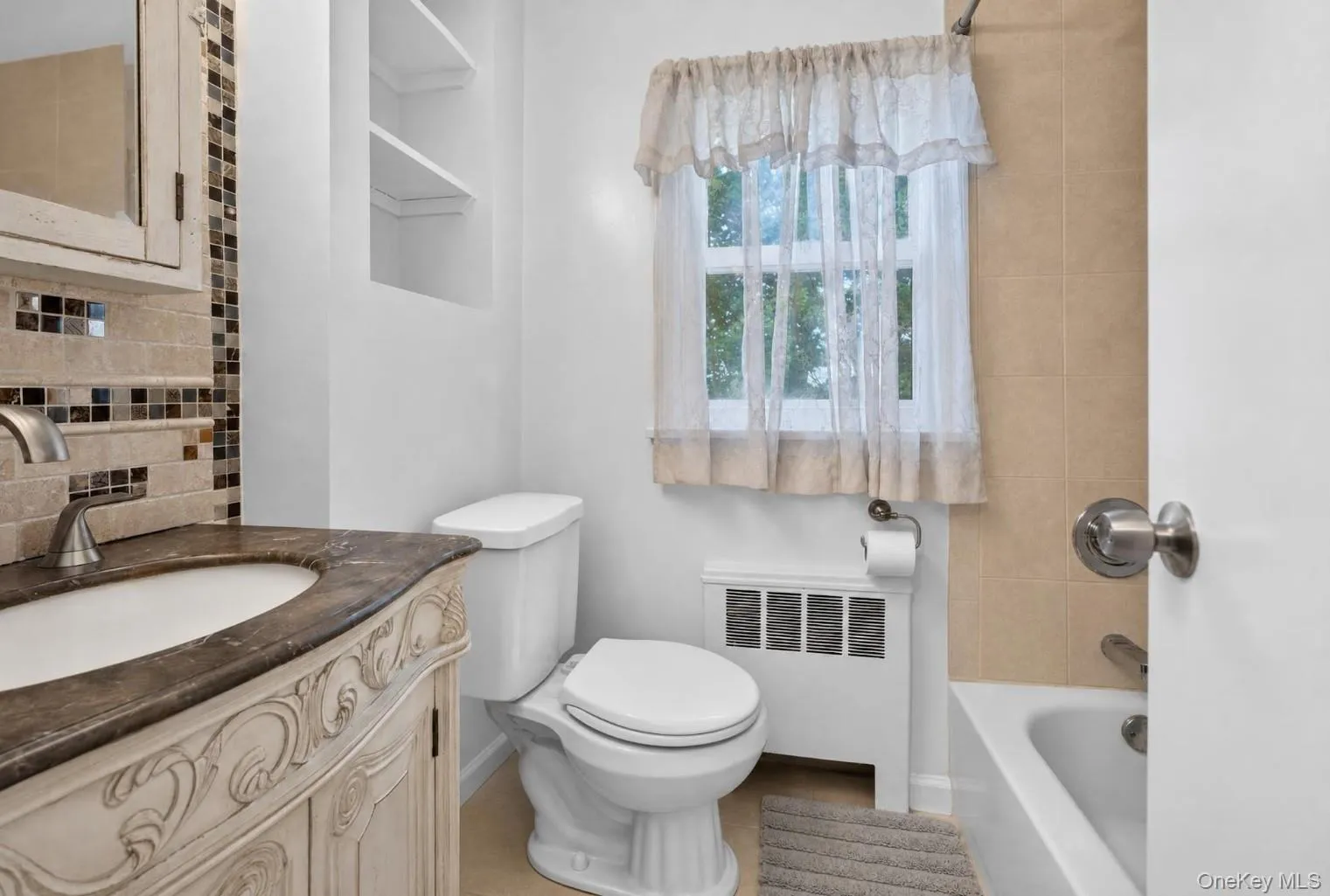 315 Harmony Drive, Oyster Bay, NY, 4 Bedrooms Bedrooms, 10 Rooms Rooms,2 BathroomsBathrooms,Residential,For Rent,Harmony,0,1053672 315 Harmony Drive, Oyster Bay, NY, 4 Bedrooms Bedrooms, 10 Rooms Rooms,2 BathroomsBathrooms,Residential,For Rent,Harmony,0,1053672