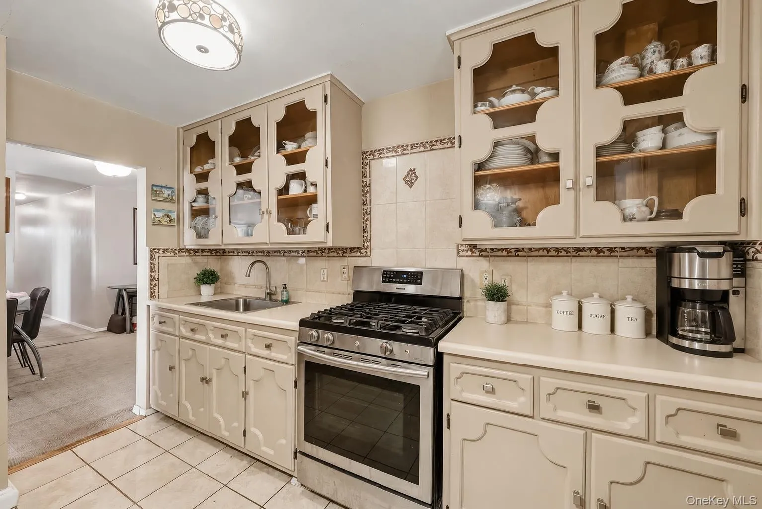 642 Locust Street, Mount Vernon, NY, 2 Bedrooms Bedrooms, 5 Rooms Rooms,2 BathroomsBathrooms,Residential,For Rent,Locust,0,1053674 642 Locust Street, Mount Vernon, NY, 2 Bedrooms Bedrooms, 5 Rooms Rooms,2 BathroomsBathrooms,Residential,For Rent,Locust,0,1053674
