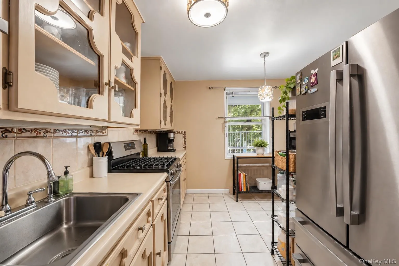 642 Locust Street, Mount Vernon, NY, 2 Bedrooms Bedrooms, 5 Rooms Rooms,2 BathroomsBathrooms,Residential,For Rent,Locust,0,1053674 642 Locust Street, Mount Vernon, NY, 2 Bedrooms Bedrooms, 5 Rooms Rooms,2 BathroomsBathrooms,Residential,For Rent,Locust,0,1053674