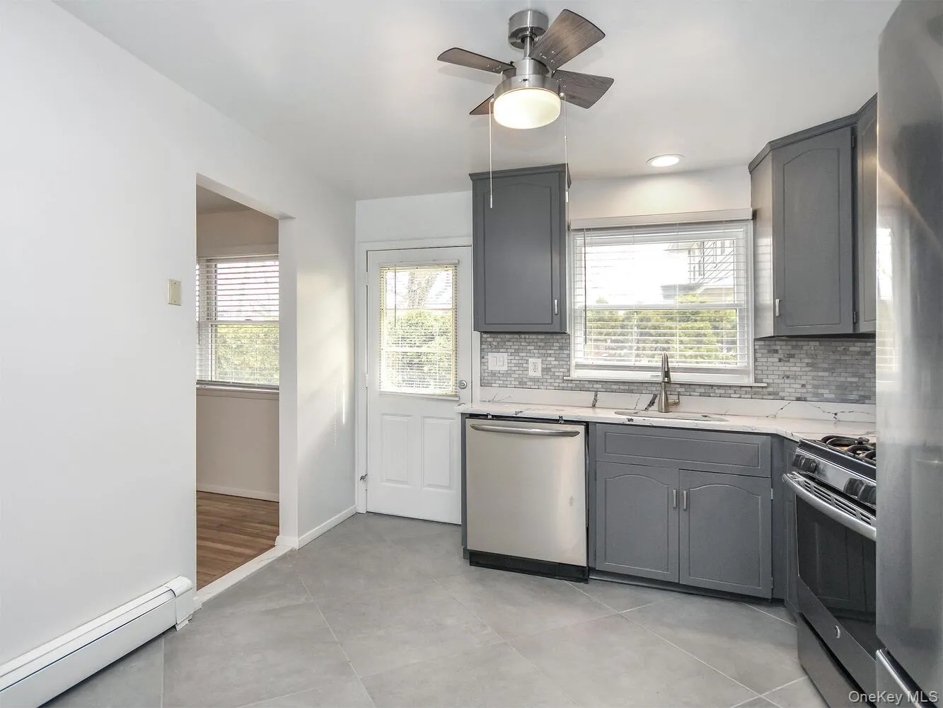 2 Pequot Avenue, North Hempstead, NY, 3 Bedrooms Bedrooms, 6 Rooms Rooms,2 BathroomsBathrooms,Residential Lease,For Rent,Pequot,0,1053676 2 Pequot Avenue, North Hempstead, NY, 3 Bedrooms Bedrooms, 6 Rooms Rooms,2 BathroomsBathrooms,Residential Lease,For Rent,Pequot,0,1053676